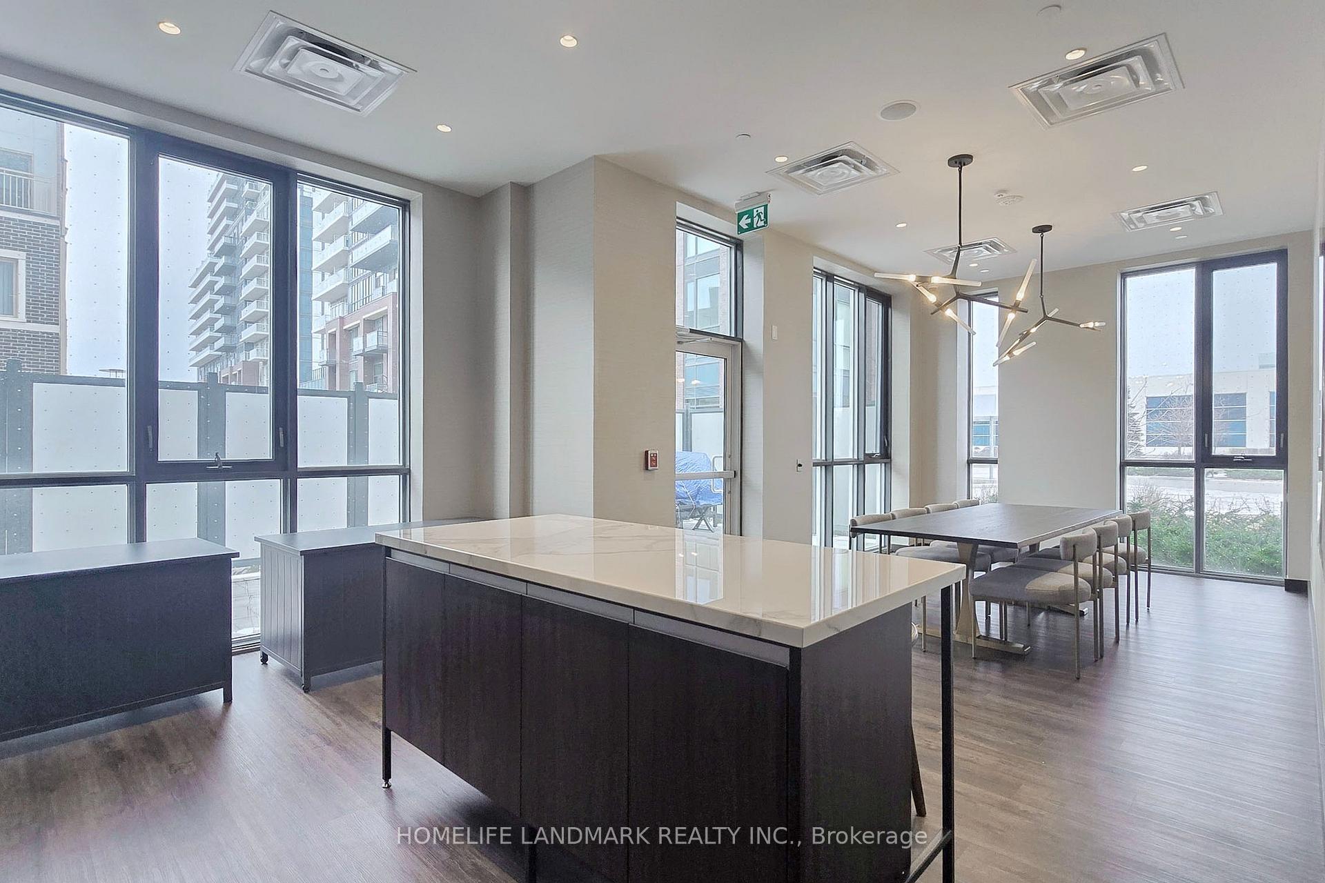 Photo 46 of Unit 912, 60 Honeycrisp Crescent, Vaughan, Vaughan Corporate Centre — HOMEH