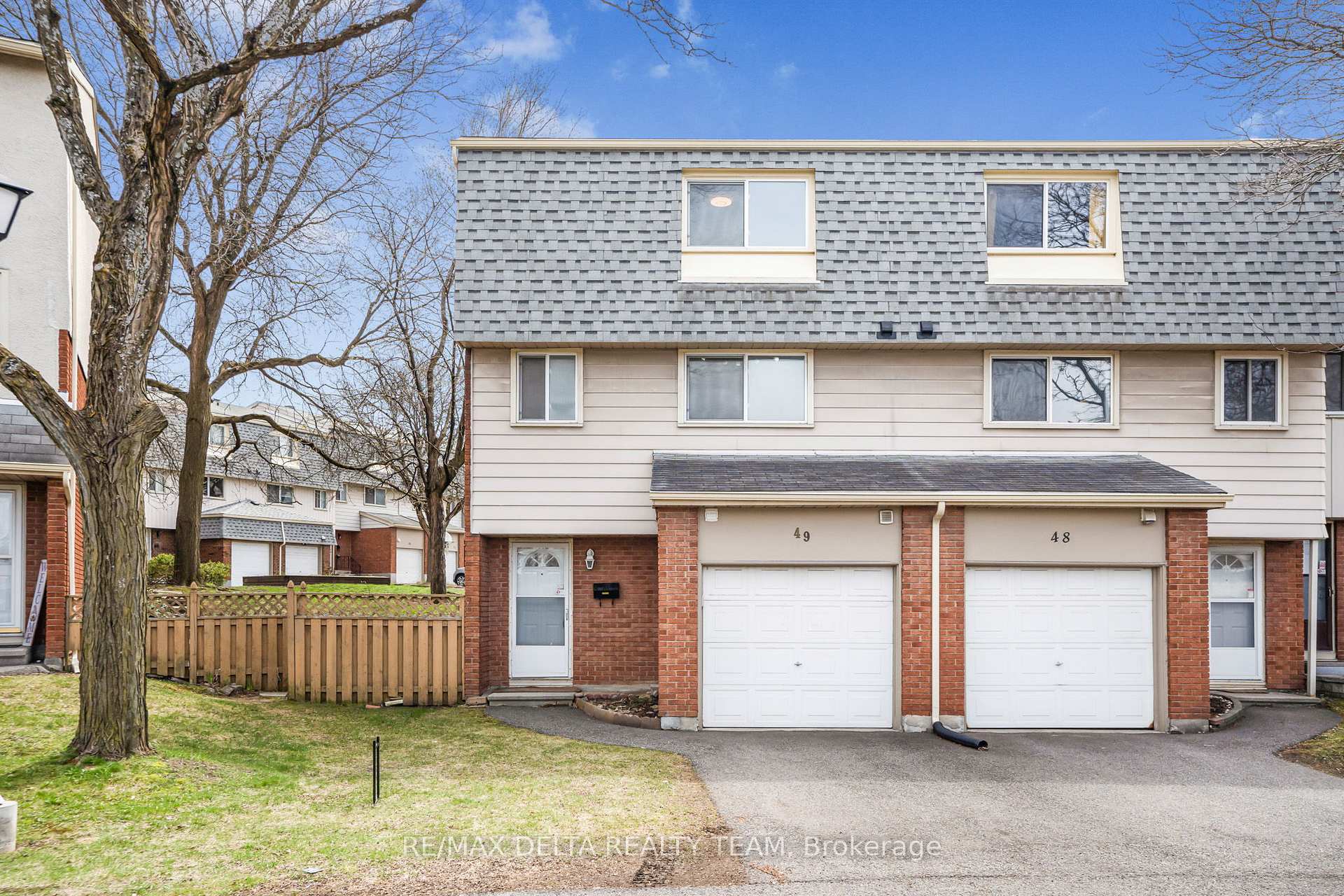 Photo 1 of Unit 49, 2115 Erinbrook Crescent, Ottawa, Sheffield Glen/Industrial Park — HOMEH