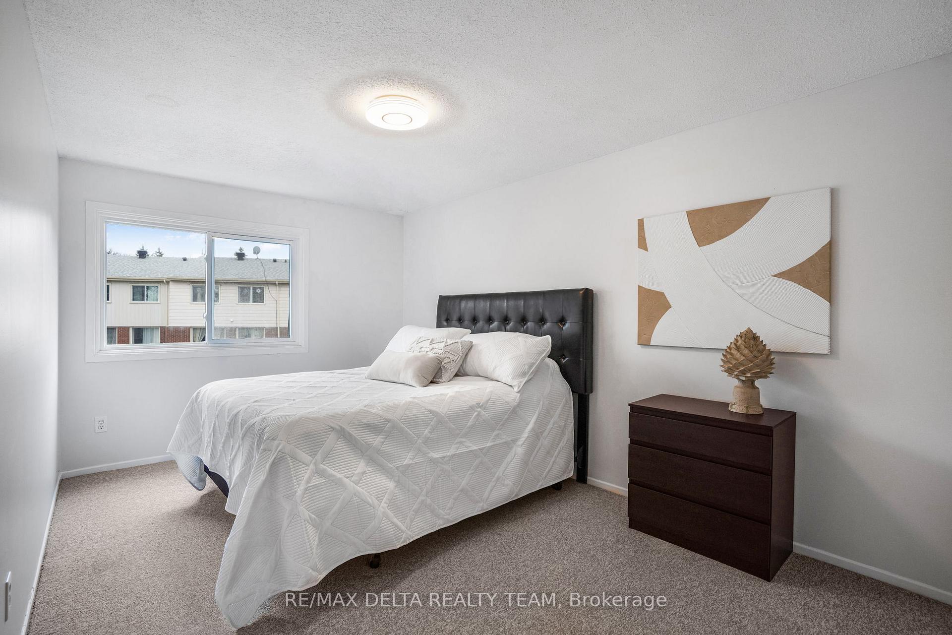 Photo 18 of Unit 49, 2115 Erinbrook Crescent, Ottawa, Sheffield Glen/Industrial Park — HOMEH