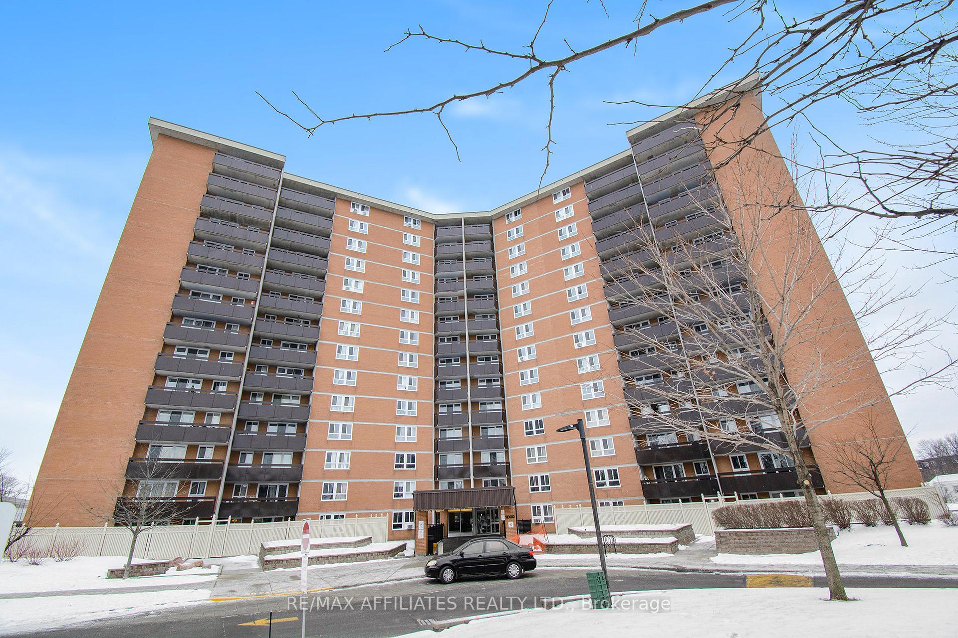 Photo 1 of Unit 403, 2000 Jasmine Crescent, Ottawa, Beacon Hill South — HOMEH