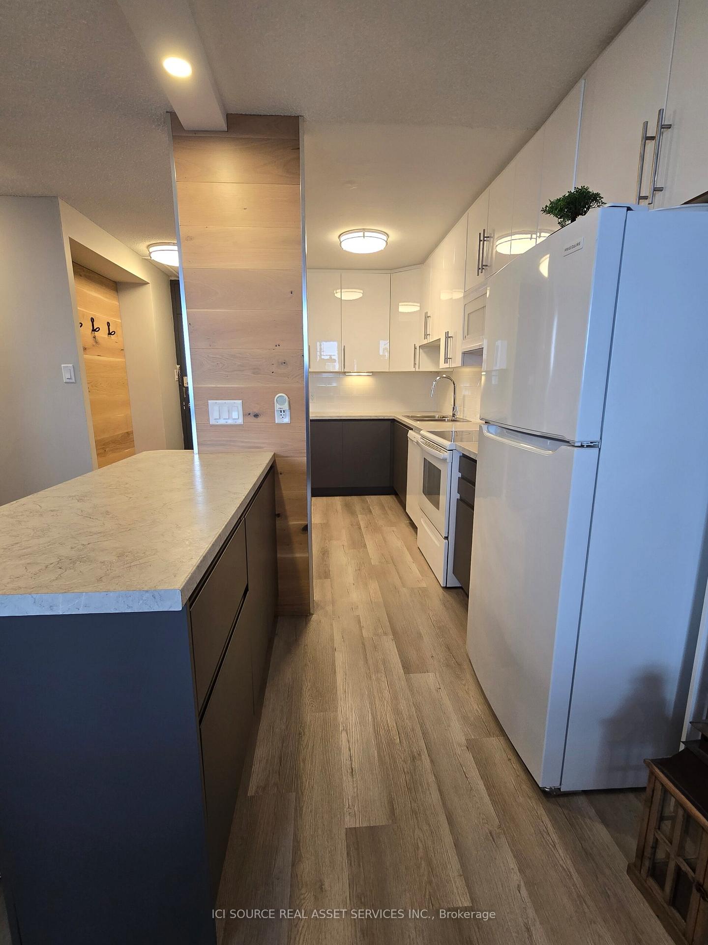 Photo 15 of Unit 1204, 2000 Jasmine Crescent, Ottawa, Beacon Hill South — HOMEH