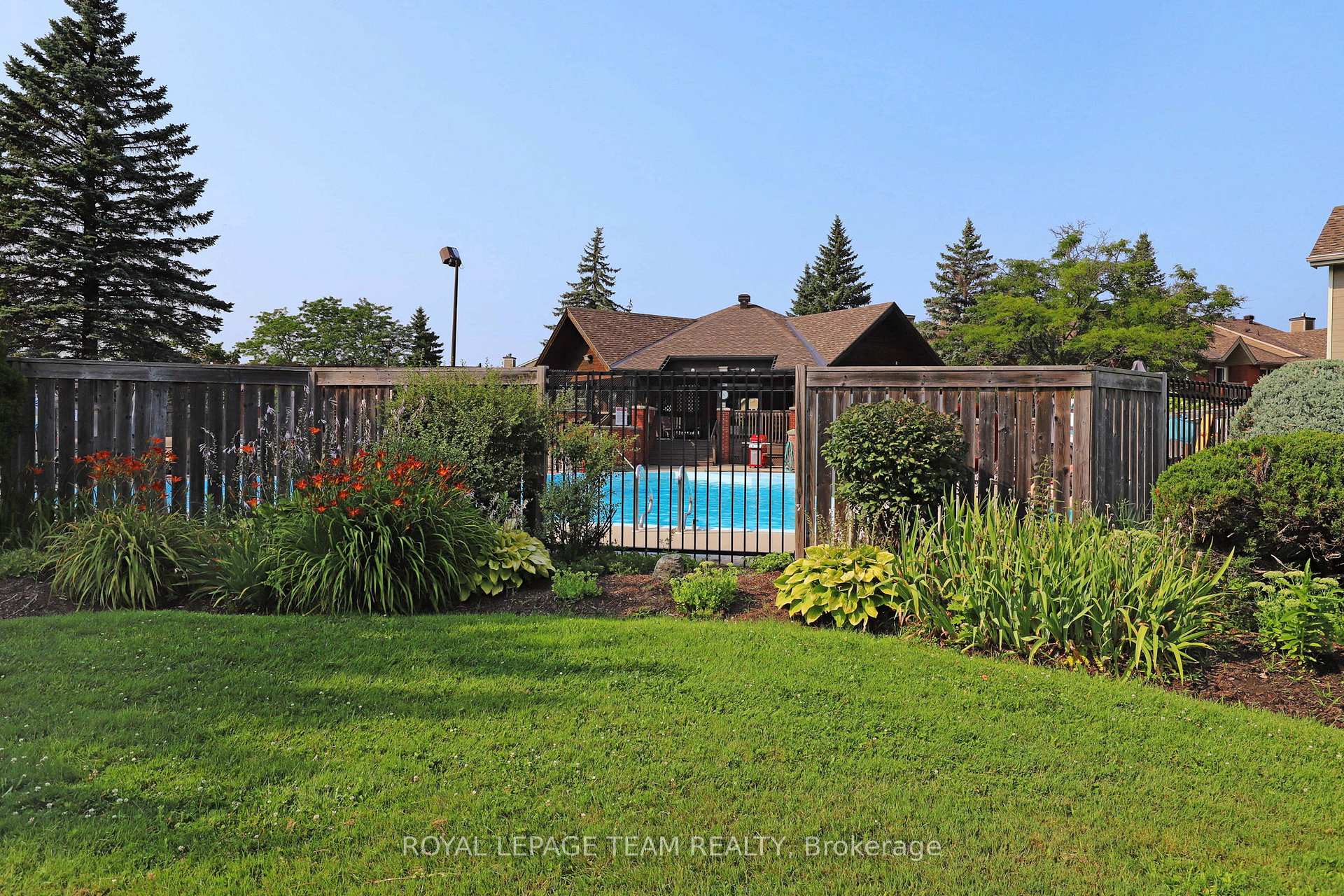 Photo 32 of Unit 106, 1770 Cabaret Lane, Ottawa, Fallingbrook/Pineridge — HOMEH