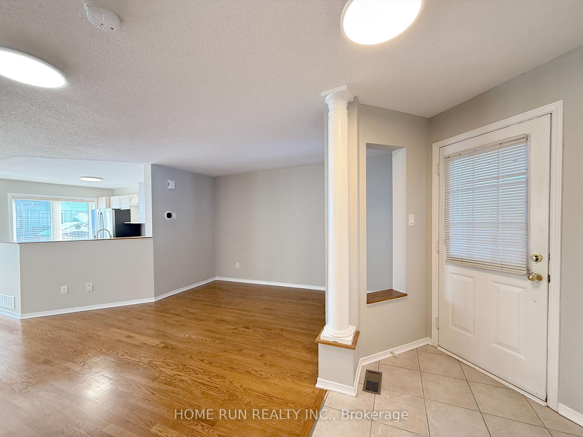 Photo 2 of 48 Coleridge Street, Ottawa, Central Park — HOMEH
