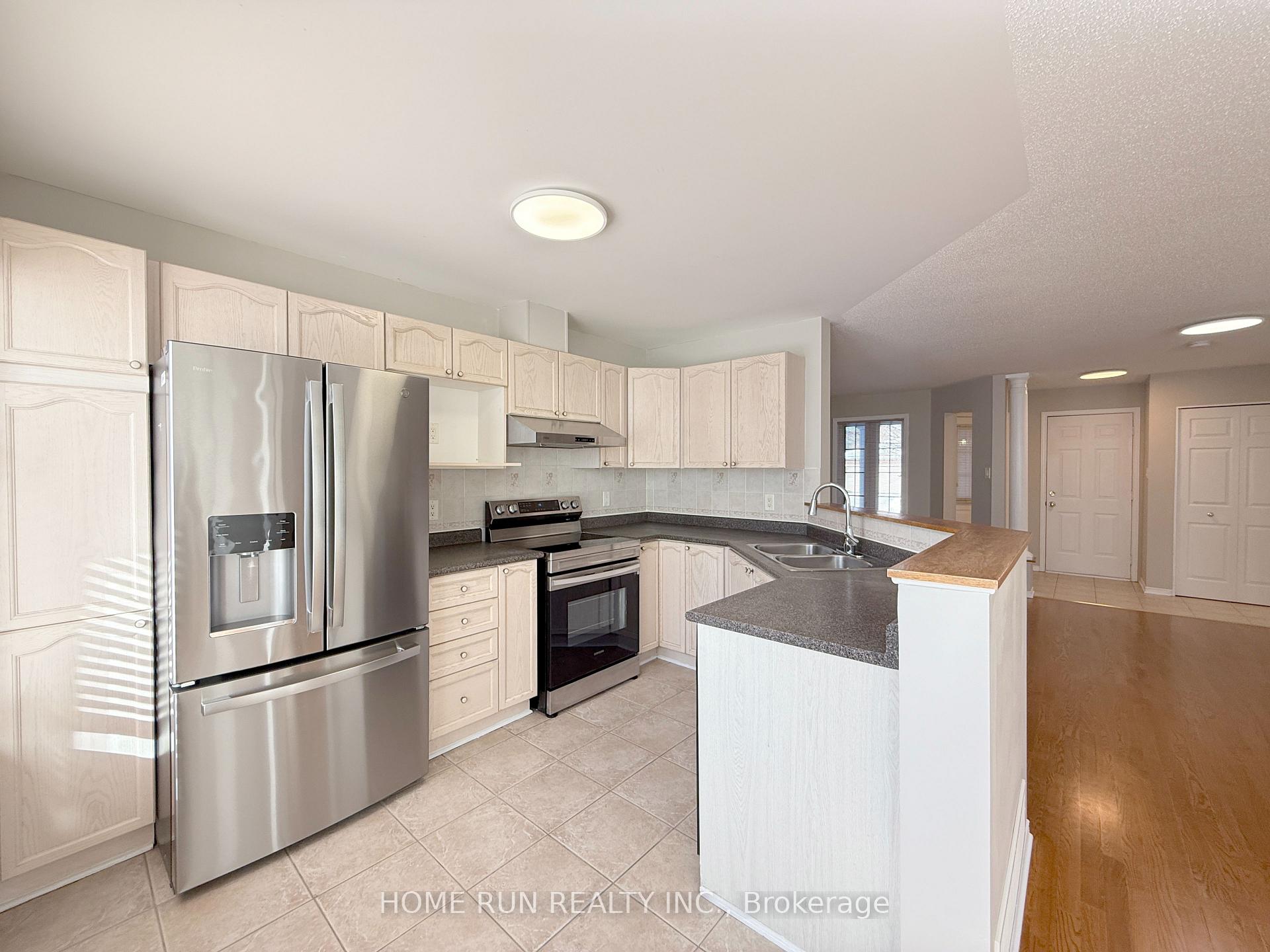 Photo 17 of 48 Coleridge Street, Ottawa, Central Park — HOMEH