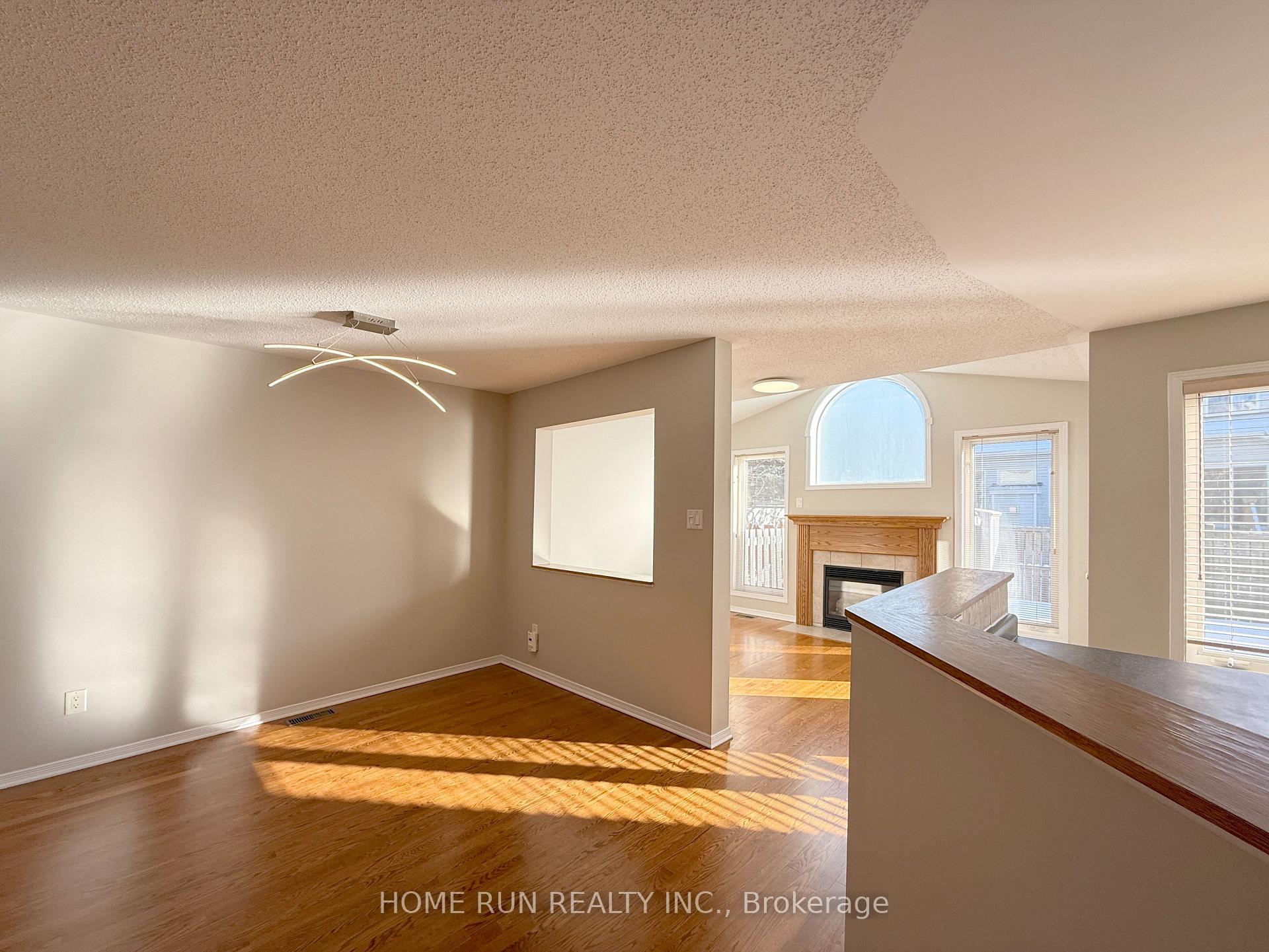 Photo 12 of 48 Coleridge Street, Ottawa, Central Park — HOMEH