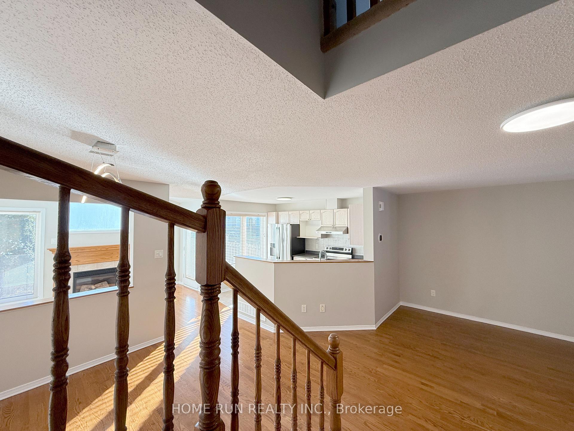 Photo 11 of 48 Coleridge Street, Ottawa, Central Park — HOMEH