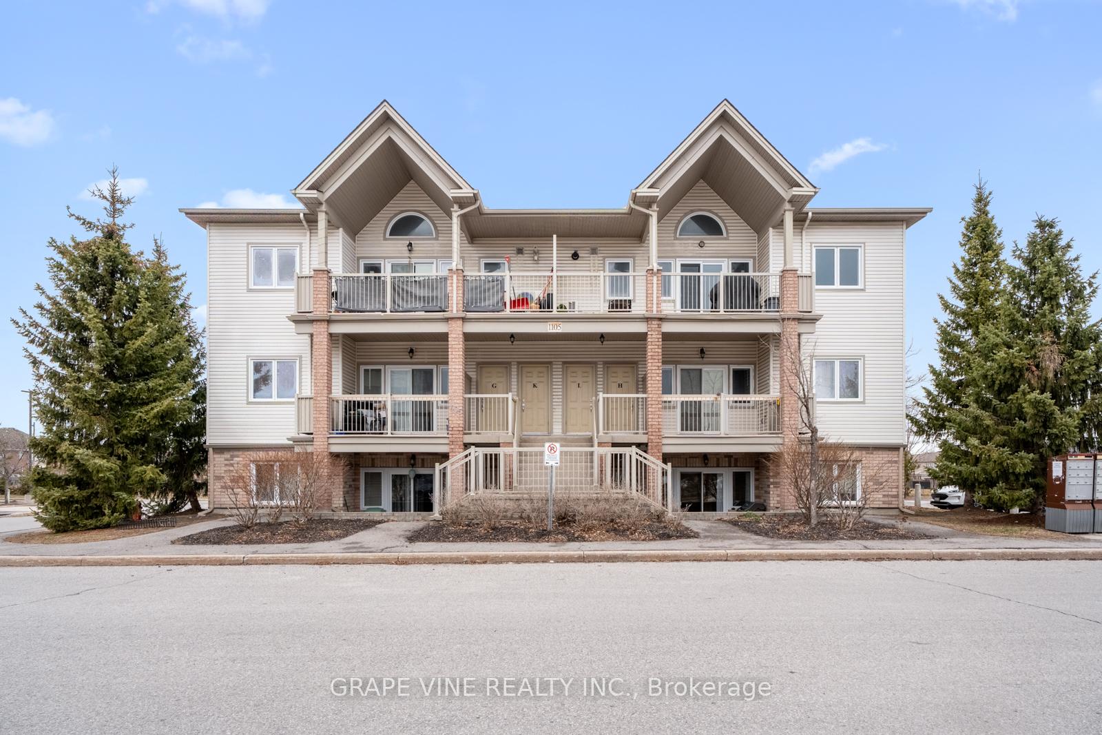Front of Unit H, 1105 Stittsville Main Street