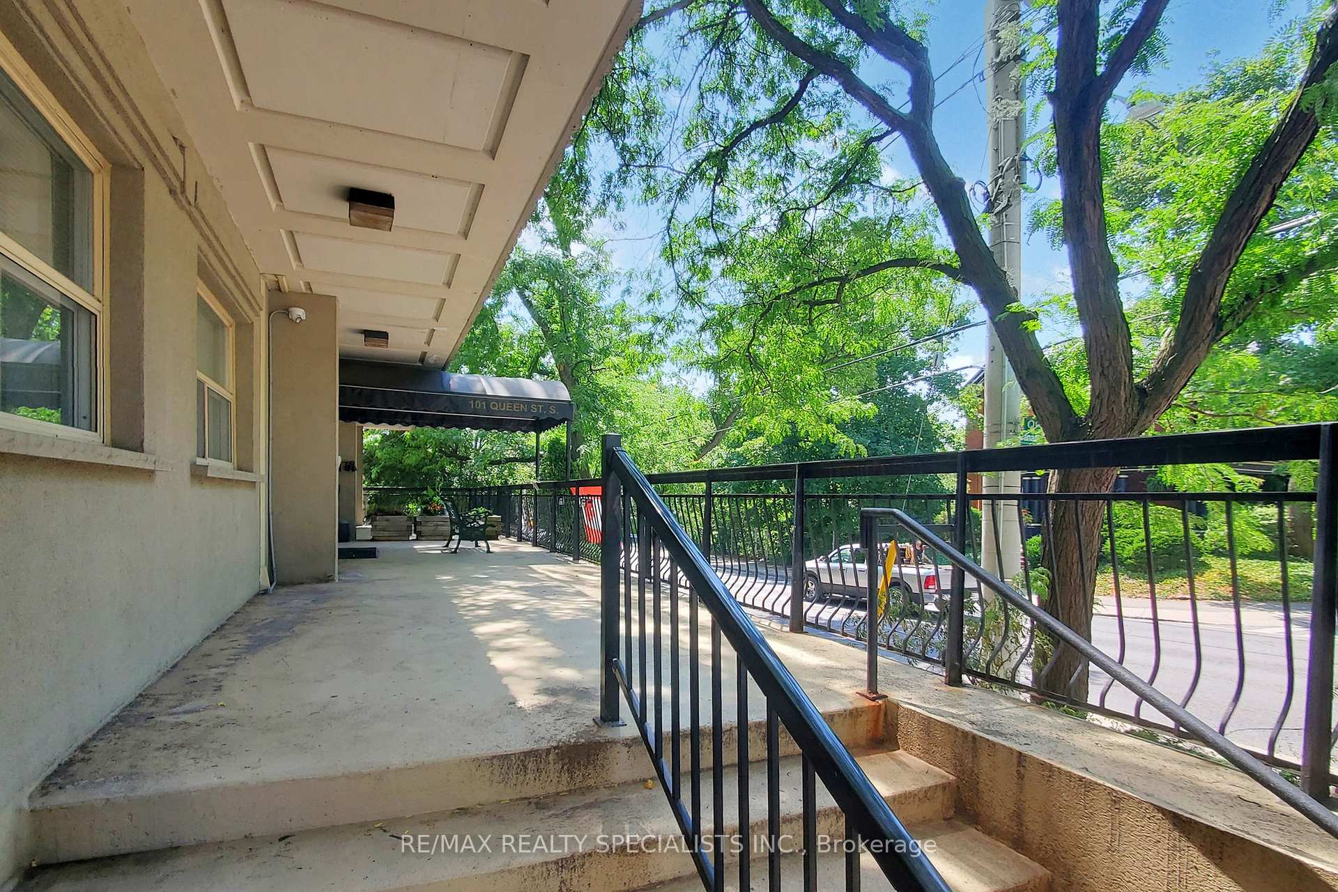 Photo 7 of Unit 406, 101 Queen Street S, Hamilton, Durand — HOMEH