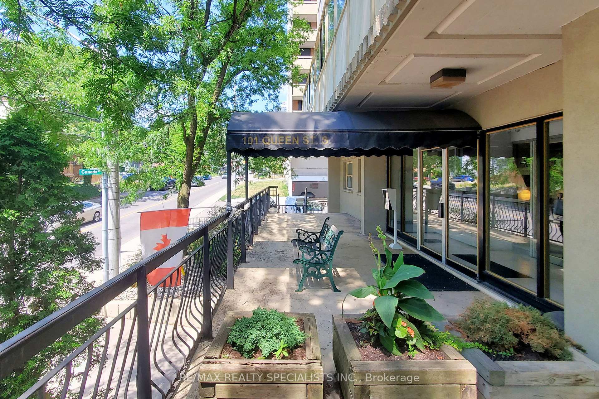 Photo 9 of Unit 406, 101 Queen Street S, Hamilton, Durand — HOMEH