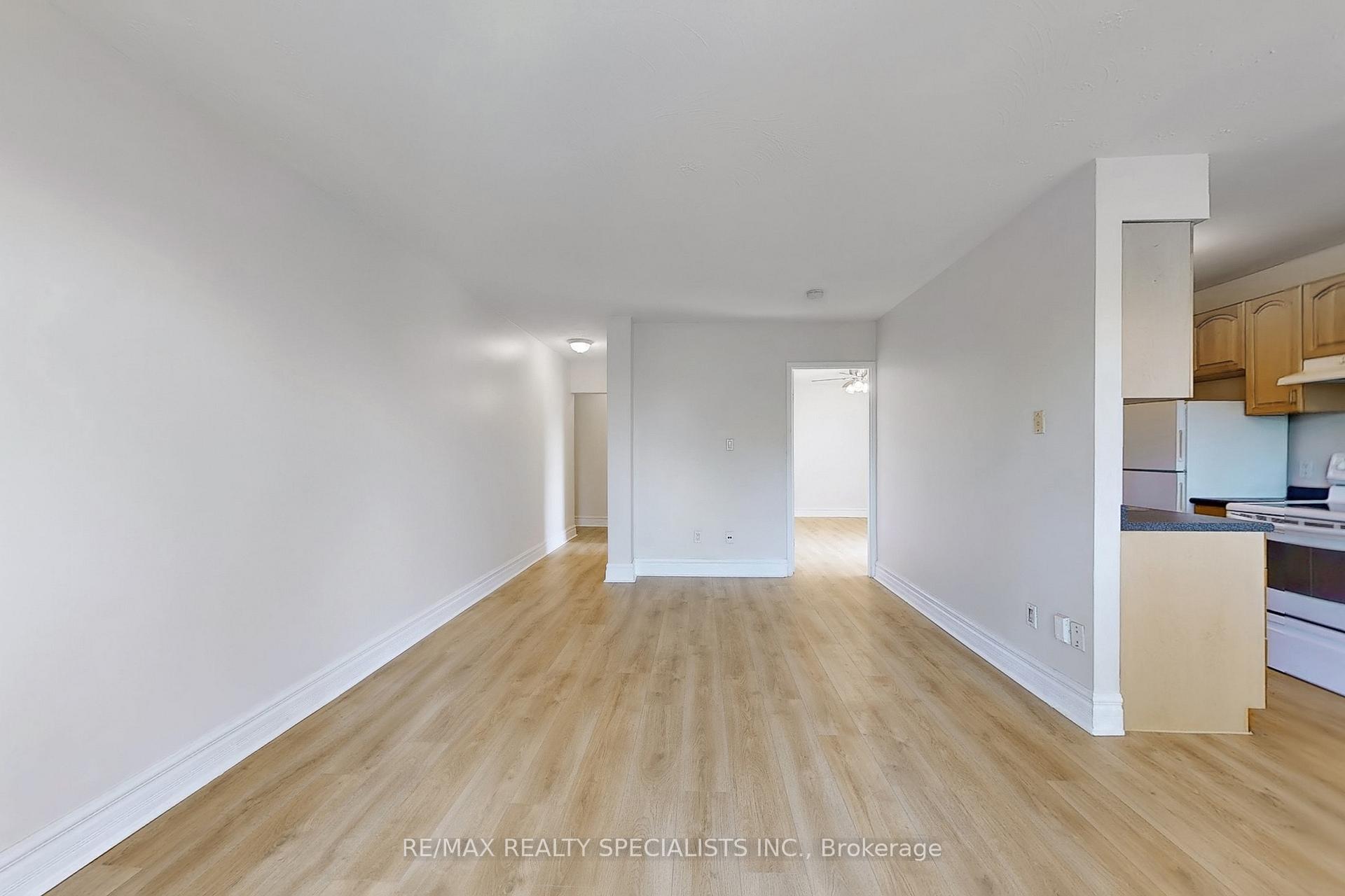 Photo 21 of Unit 406, 101 Queen Street S, Hamilton, Durand — HOMEH