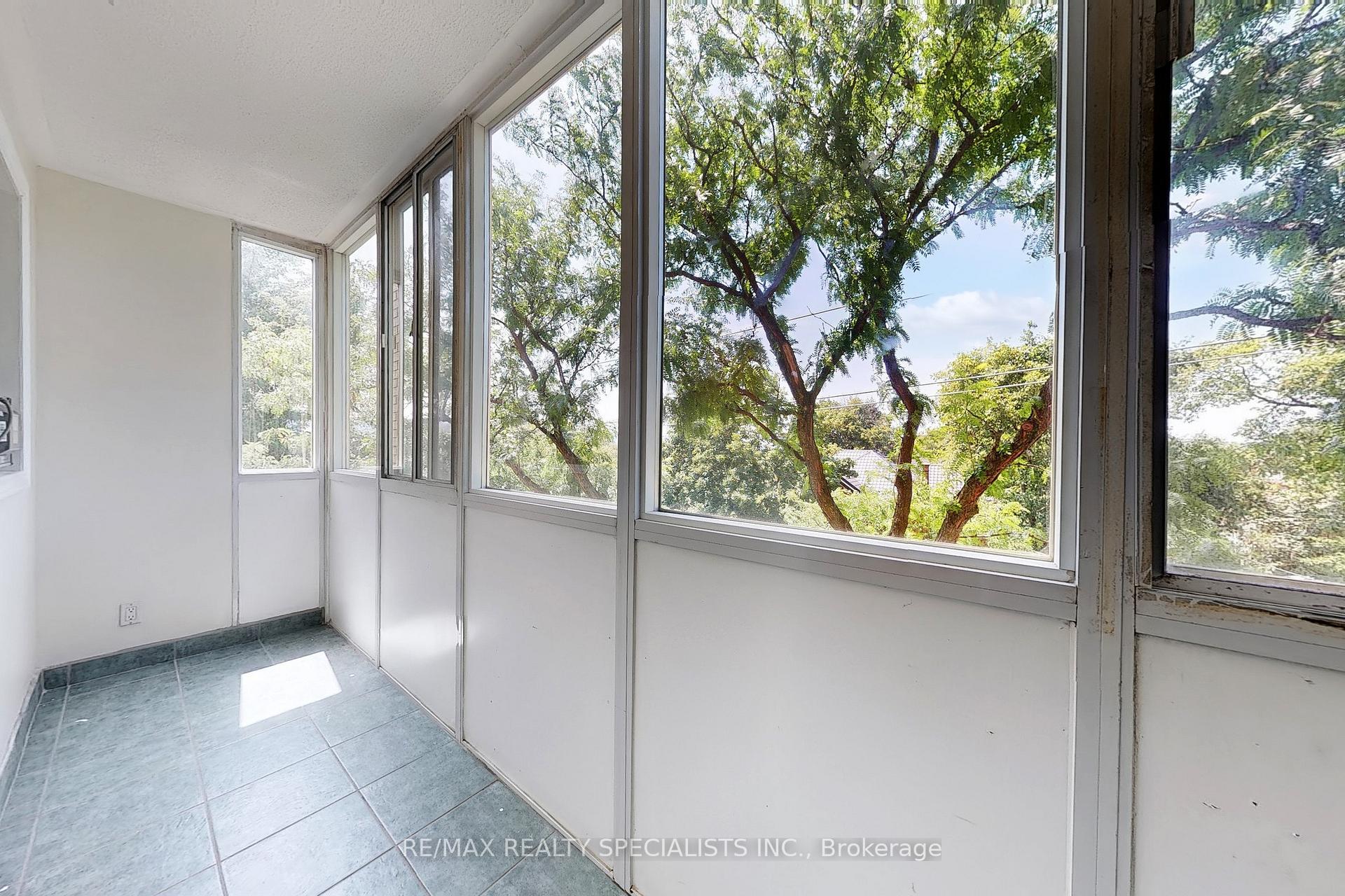 Photo 38 of Unit 406, 101 Queen Street S, Hamilton, Durand — HOMEH