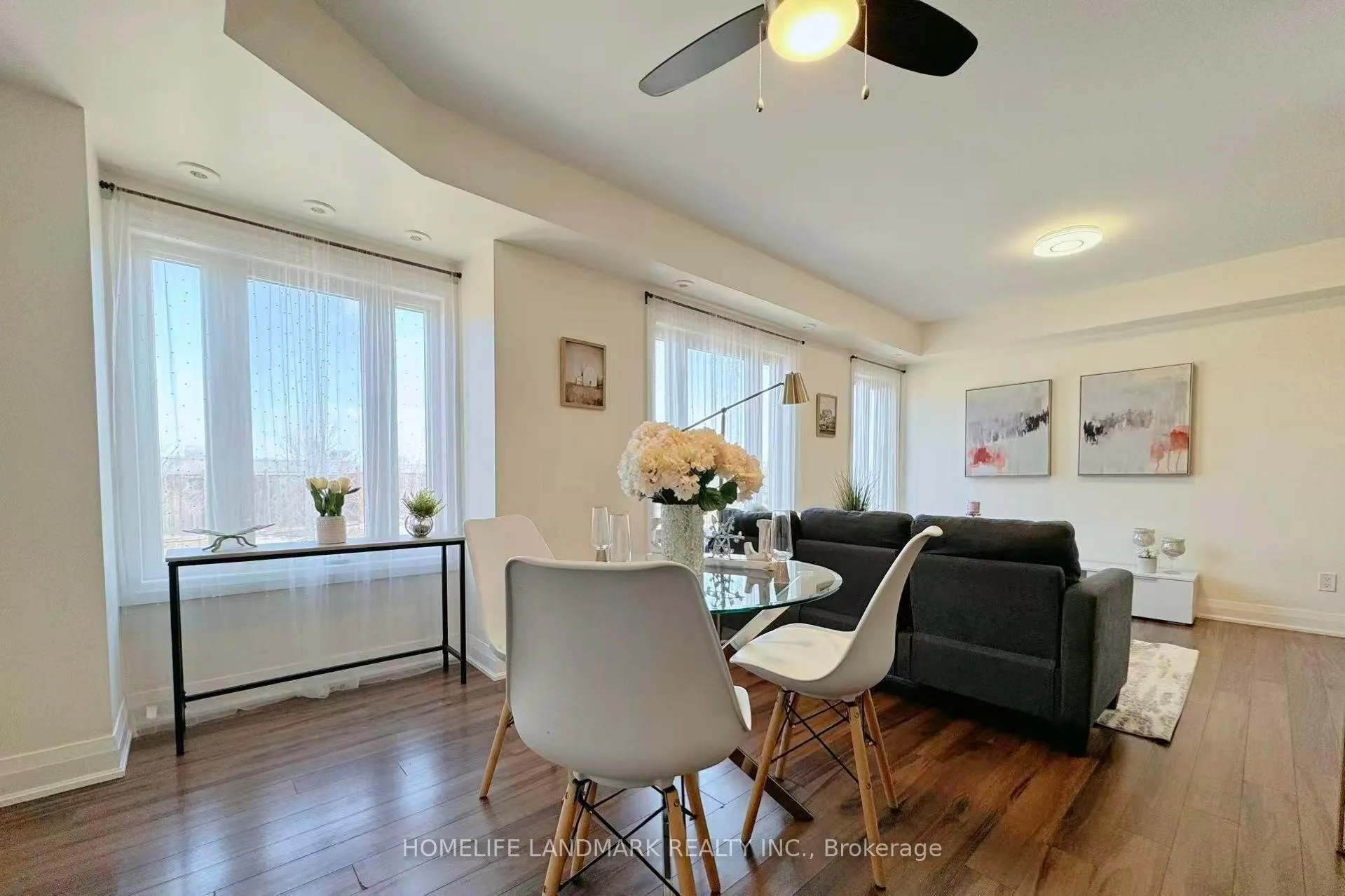Photo 2 of Unit 215, 320 John Street, Markham, Aileen-Willowbrook — HOMEH