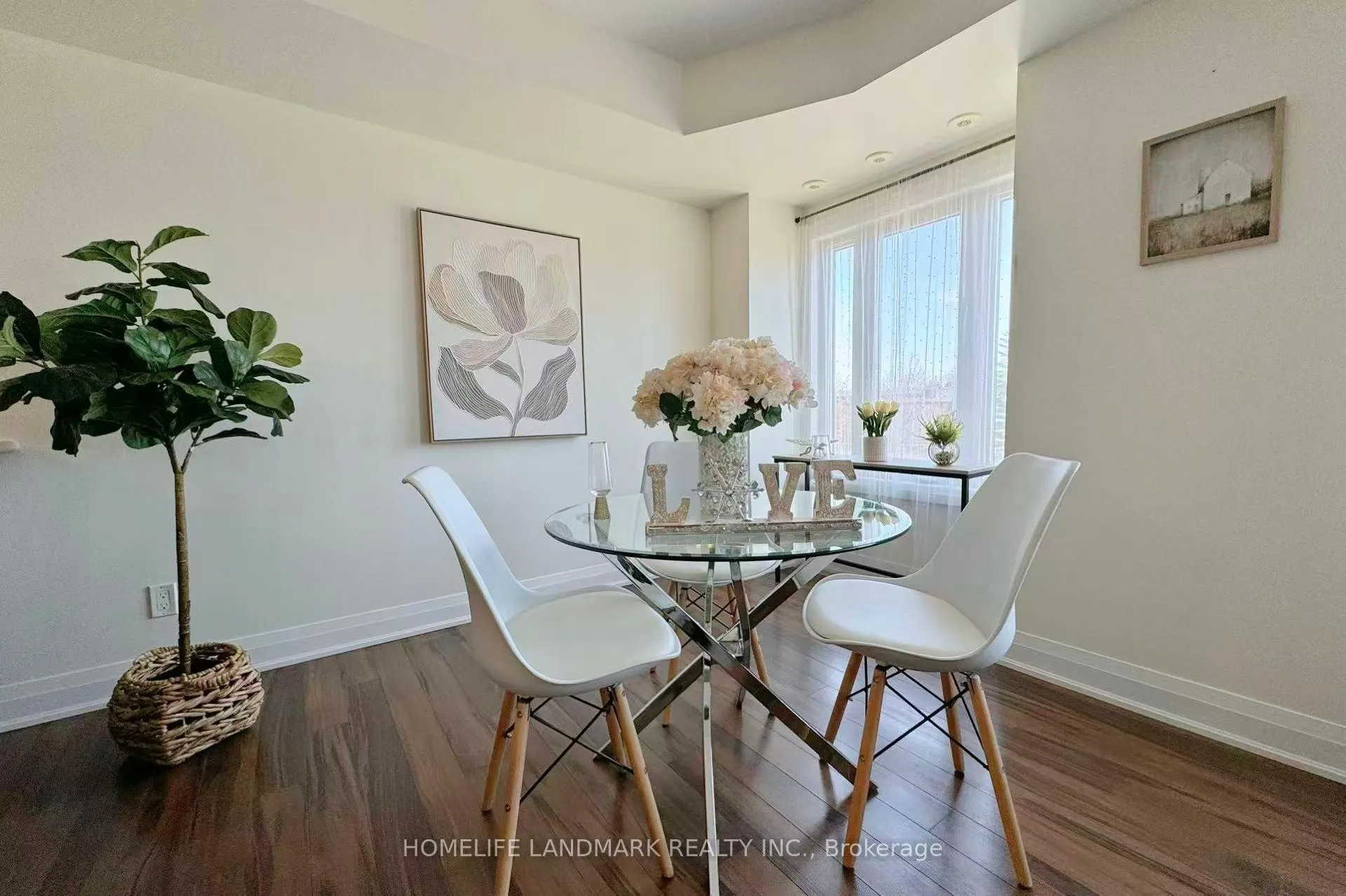 Photo 7 of Unit 215, 320 John Street, Markham, Aileen-Willowbrook — HOMEH