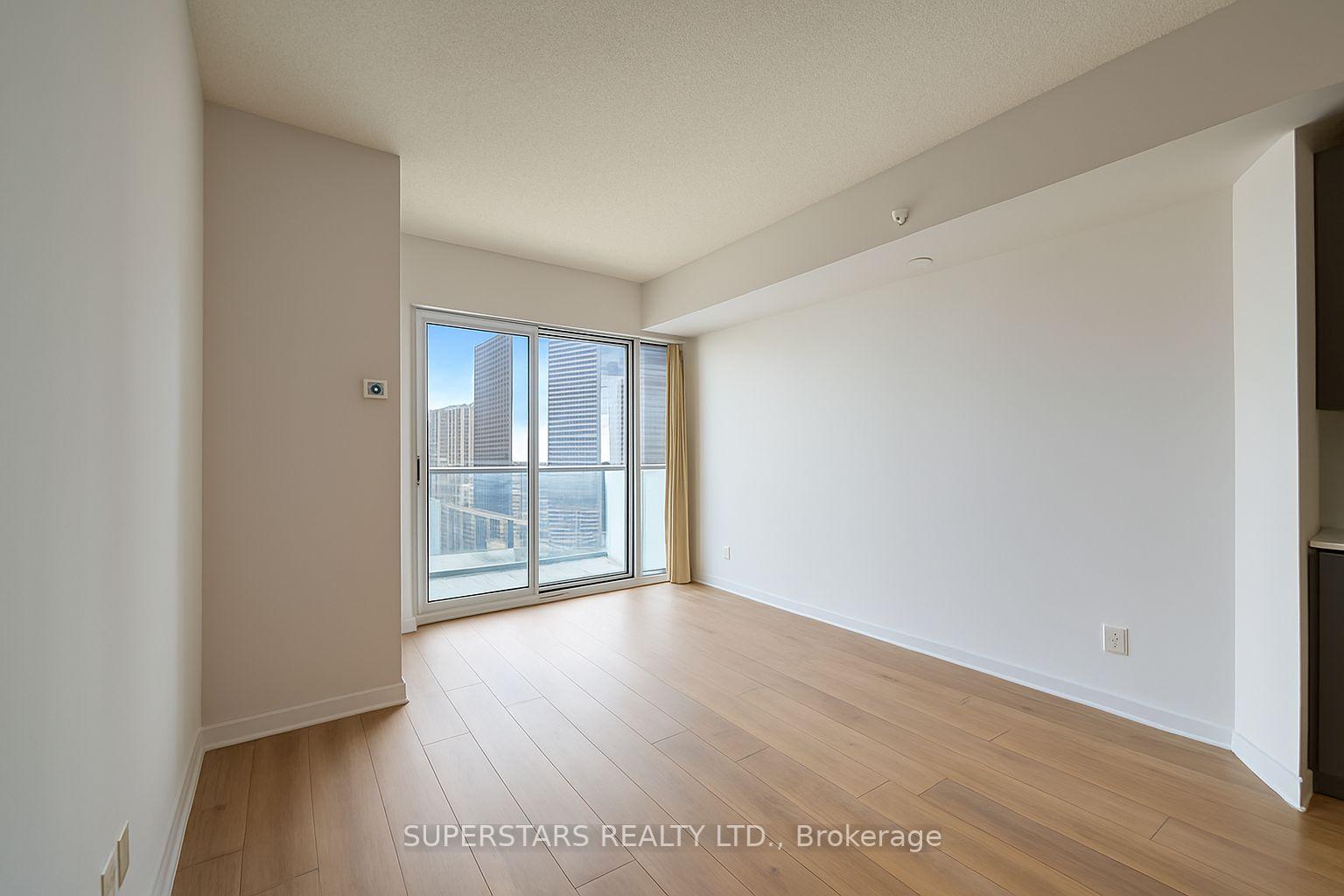 Photo 8 of Unit 1409, 60 Berwick Avenue, Toronto, Yonge-Eglinton — HOMEH