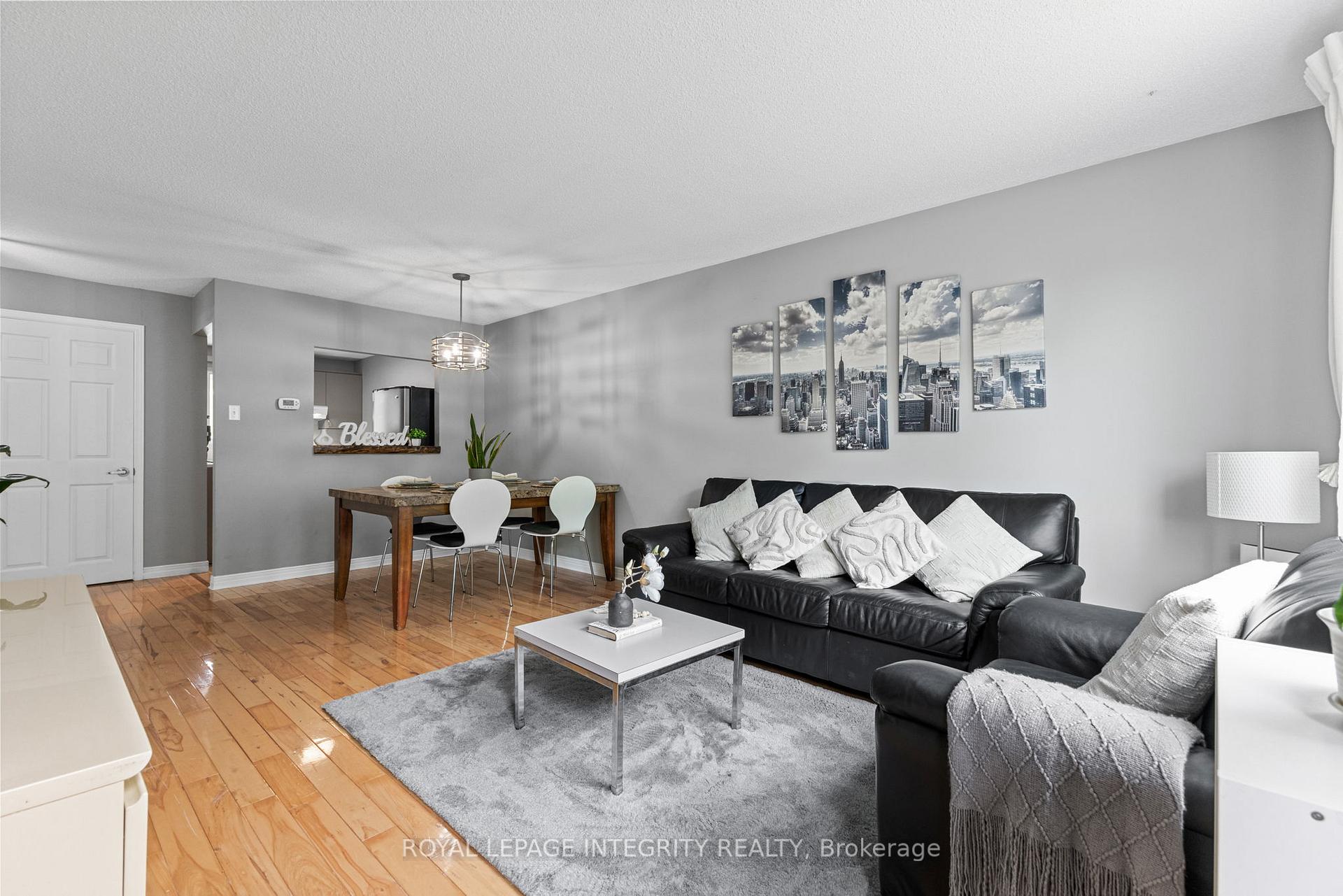 Photo 13 of 316 Woodfield Drive, Ottawa, Tanglewood — HOMEH