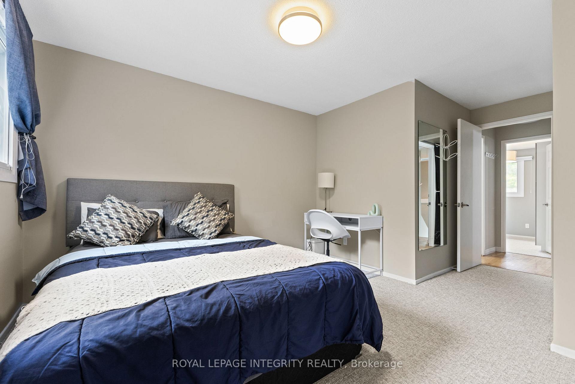 Photo 15 of 316 Woodfield Drive, Ottawa, Tanglewood — HOMEH