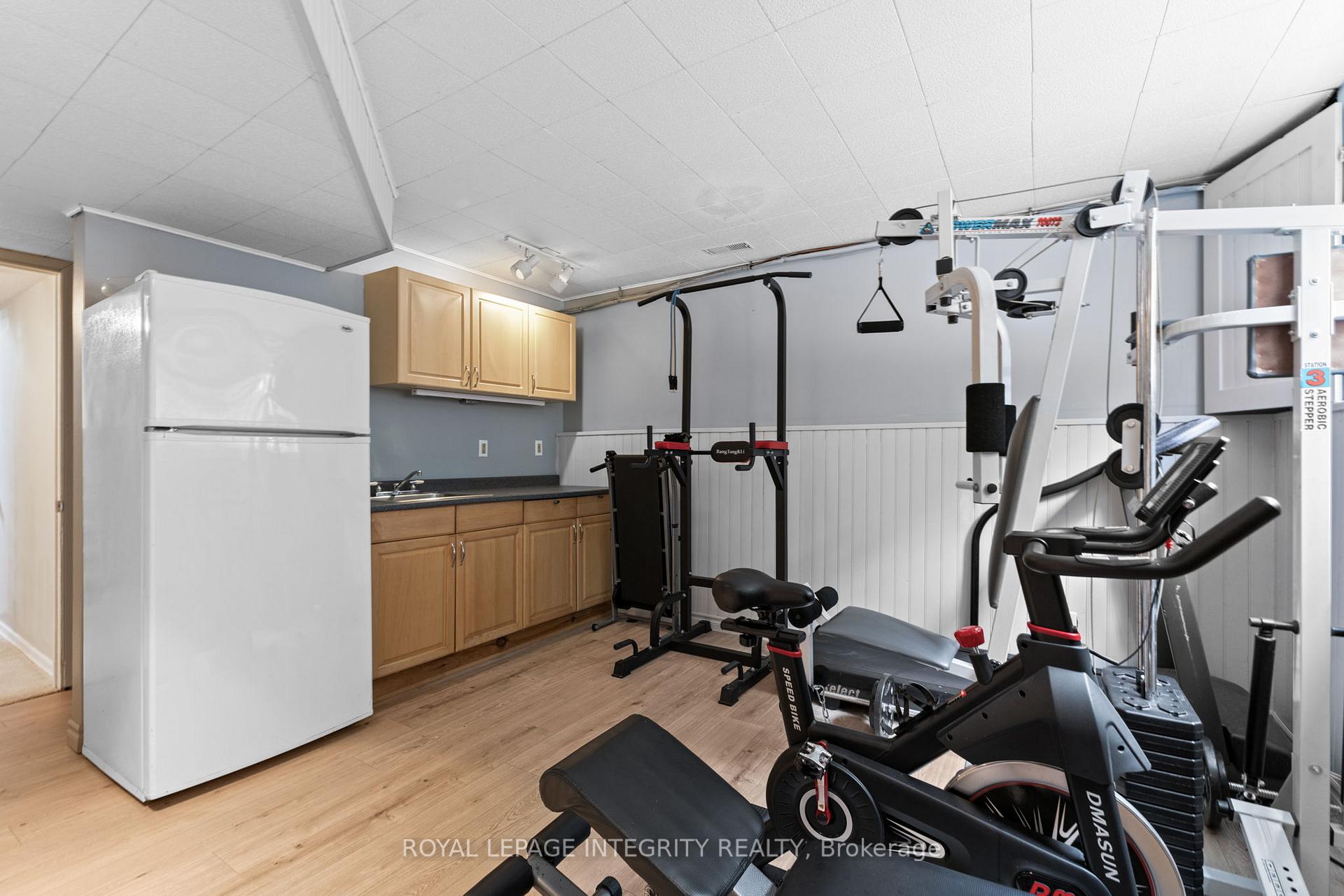 Photo 22 of 316 Woodfield Drive, Ottawa, Tanglewood — HOMEH