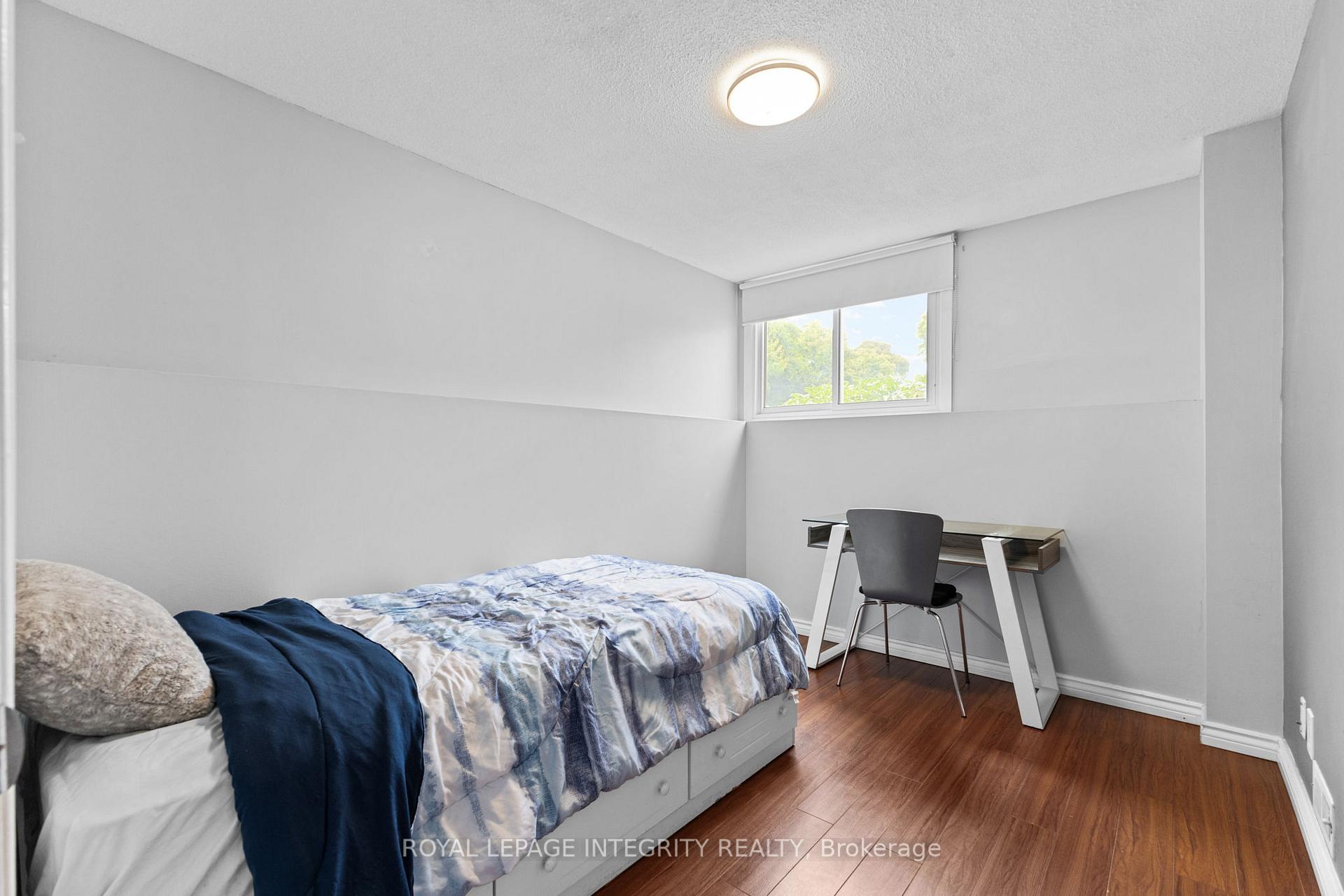 Photo 26 of 316 Woodfield Drive, Ottawa, Tanglewood — HOMEH