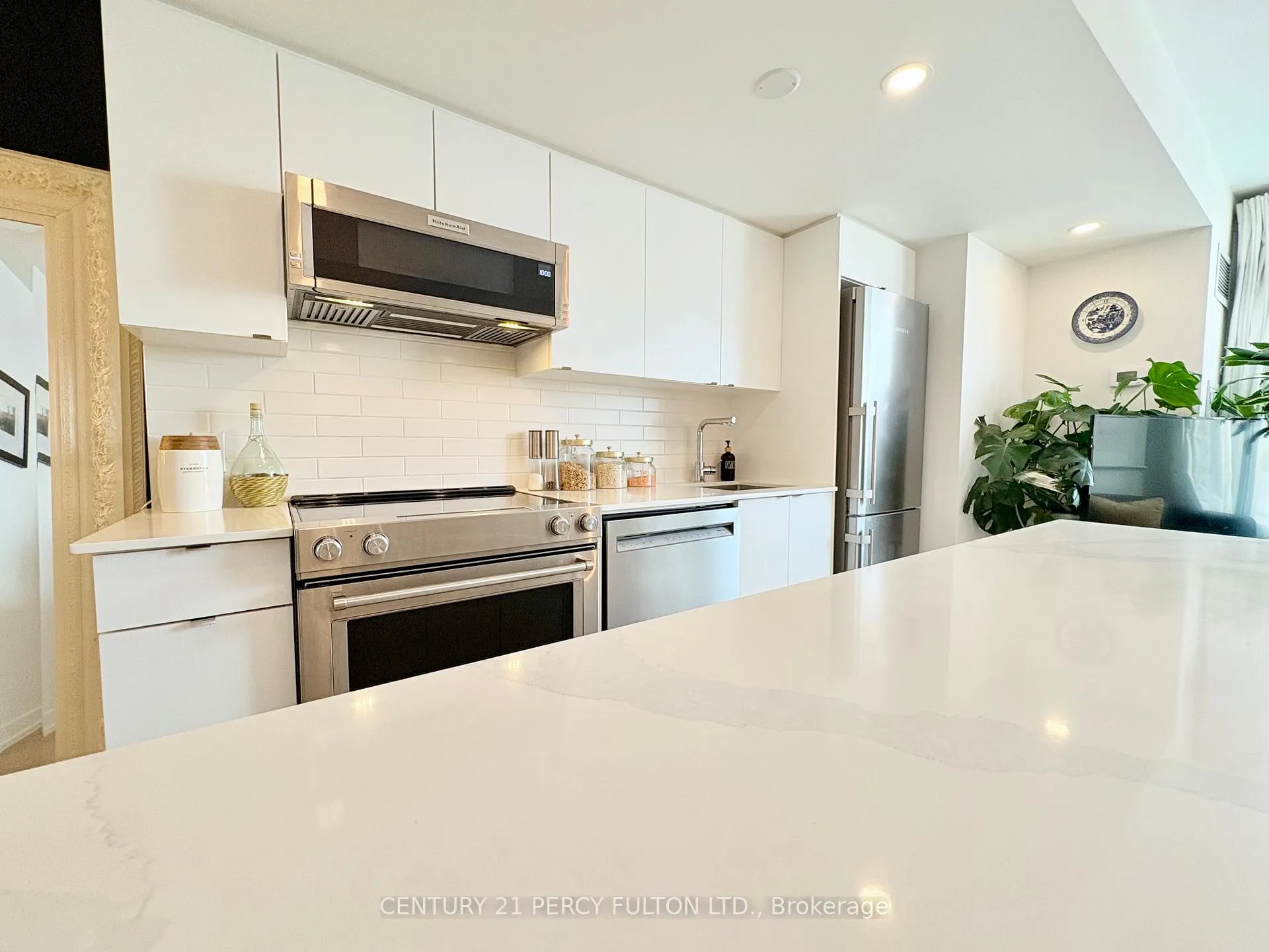 Photo 4 of Unit 606, 1401 O'Connor Drive, Toronto, O'Connor-Parkview — HOMEH
