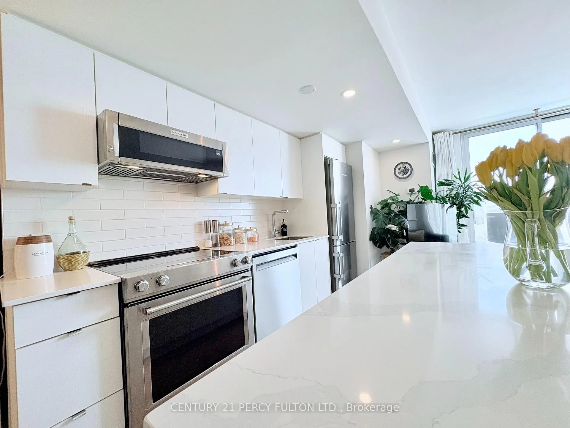 Photo 5 of Unit 606, 1401 O'Connor Drive, Toronto, O'Connor-Parkview — HOMEH