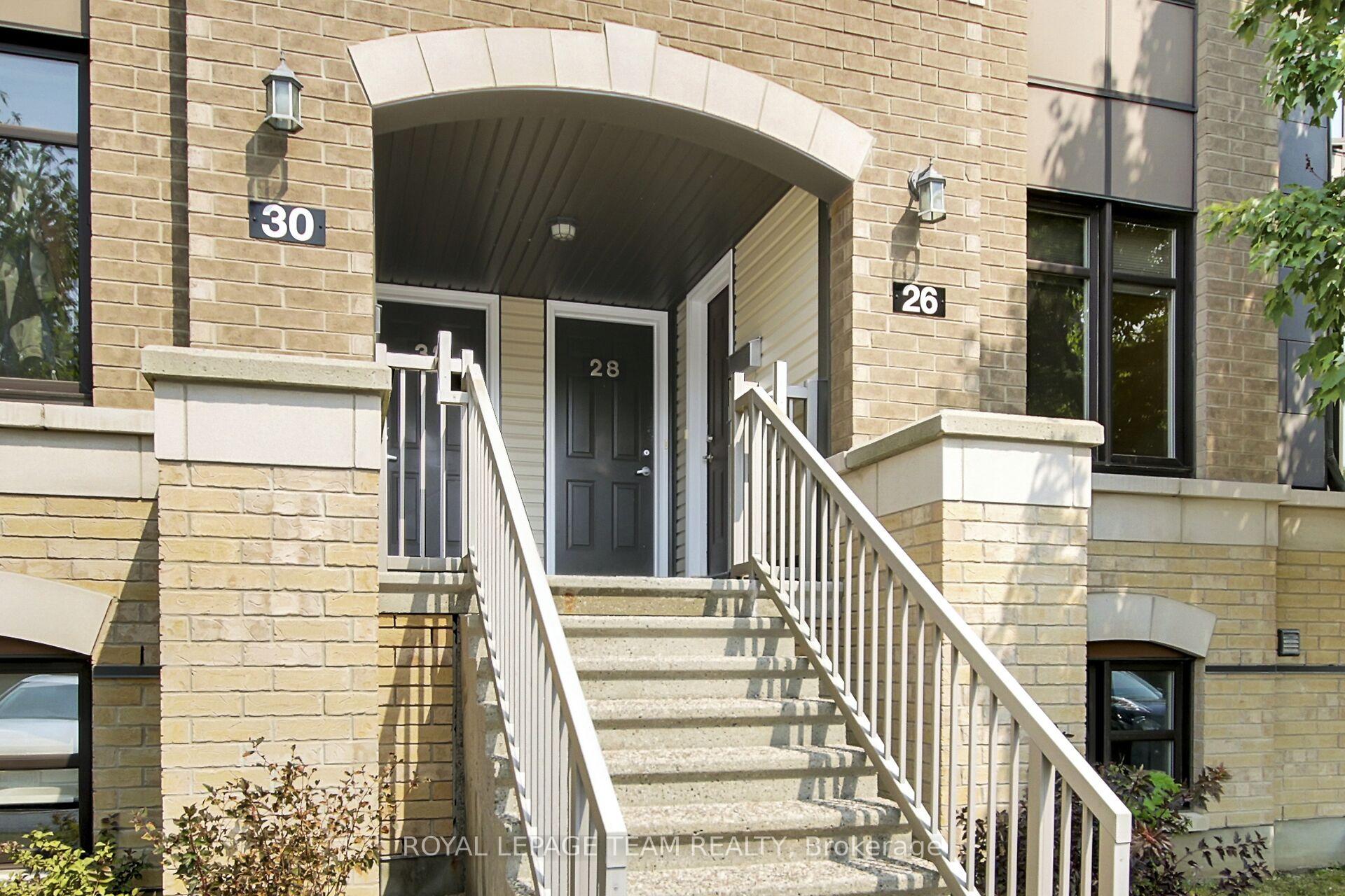 Photo 2 of 26 Argent Private, Ottawa, Kanata - Morgan's Grant/South March — HOMEH