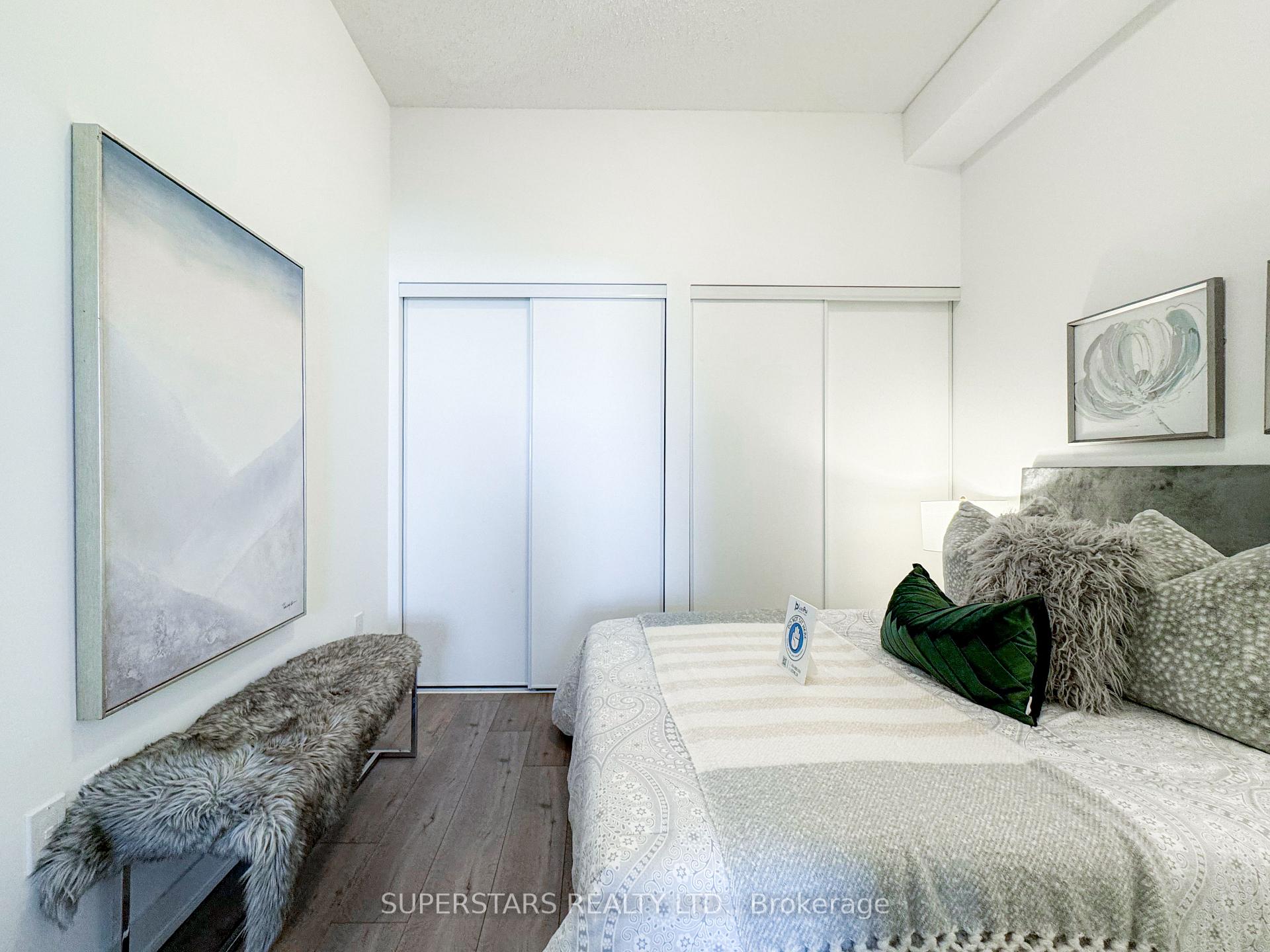 Photo 19 of Unit 519, 10 Honeycrisp Crescent, Vaughan, Vaughan Corporate Centre — HOMEH