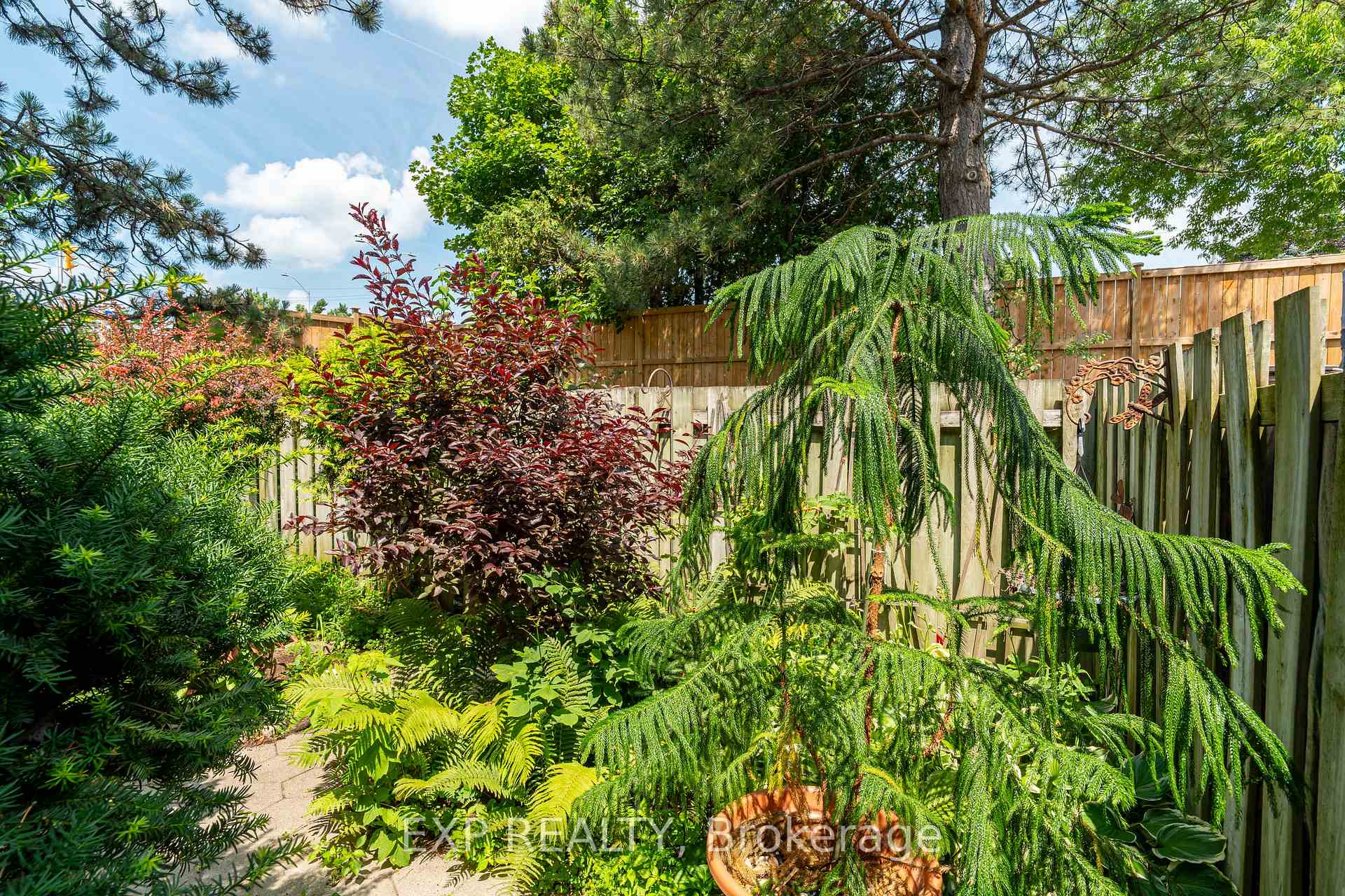 Photo 24 of Unit 11, 3111 Quail Drive, Ottawa, Sawmill Creek/Timbermill — HOMEH