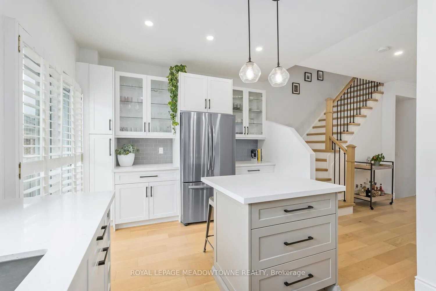 Photo 17 of 139 Harbourview Crescent, Etobicoke, Mimico — HOMEH