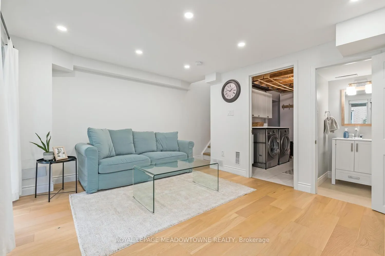 Photo 32 of 139 Harbourview Crescent, Etobicoke, Mimico — HOMEH