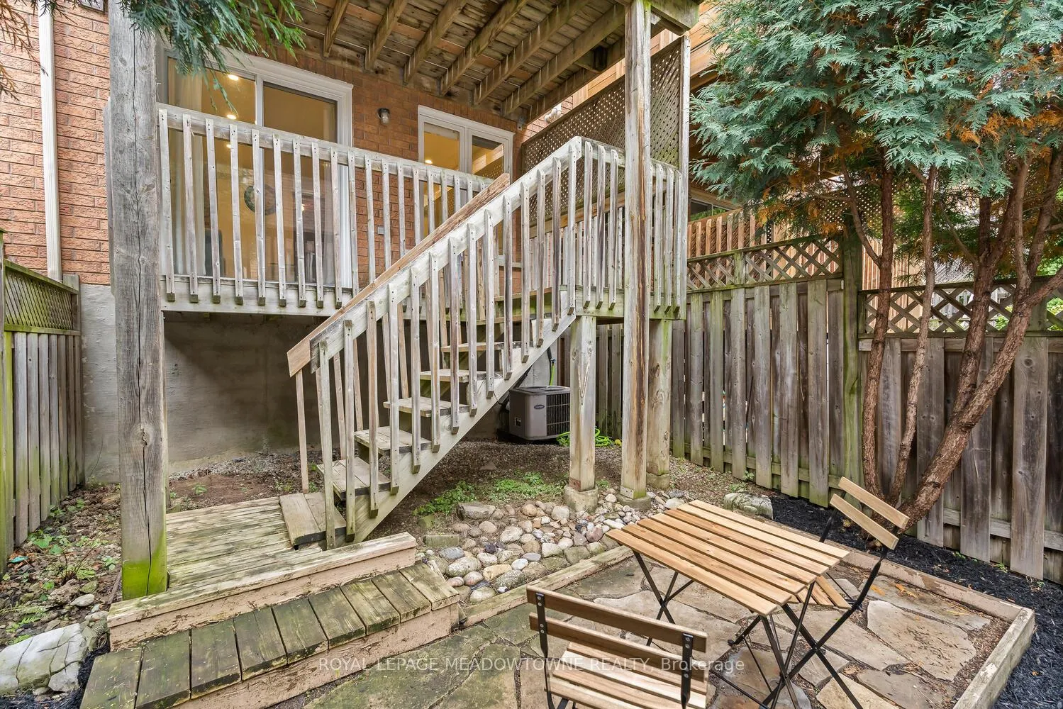 Photo 38 of 139 Harbourview Crescent, Etobicoke, Mimico — HOMEH
