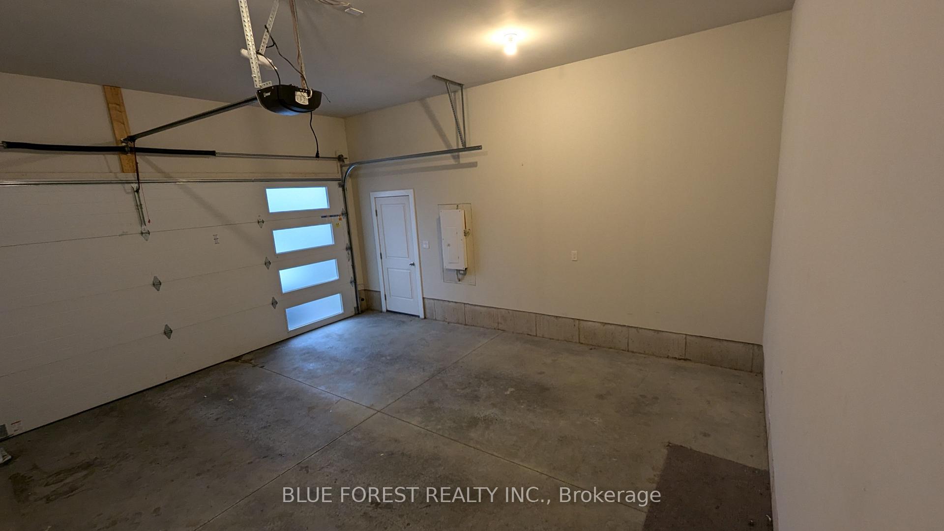 Photo 4 of Unit 22, 10 Mcpherson Court, Central Elgin, Rural Central Elgin — HOMEH