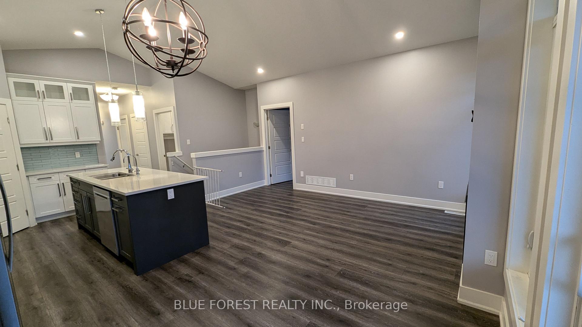 Photo 10 of Unit 22, 10 Mcpherson Court, Central Elgin, Rural Central Elgin — HOMEH