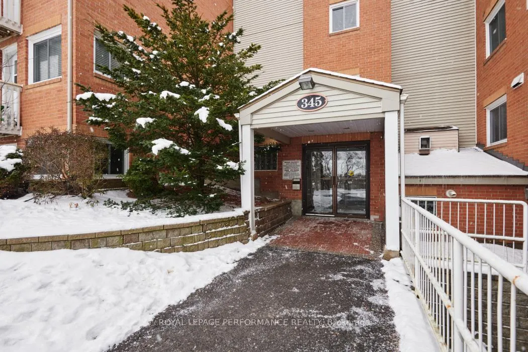 Photo 3 of Unit 403, 345 Centrum Boulevard W, Ottawa, Bilberry Creek/Queenswood Heights — HOMEH