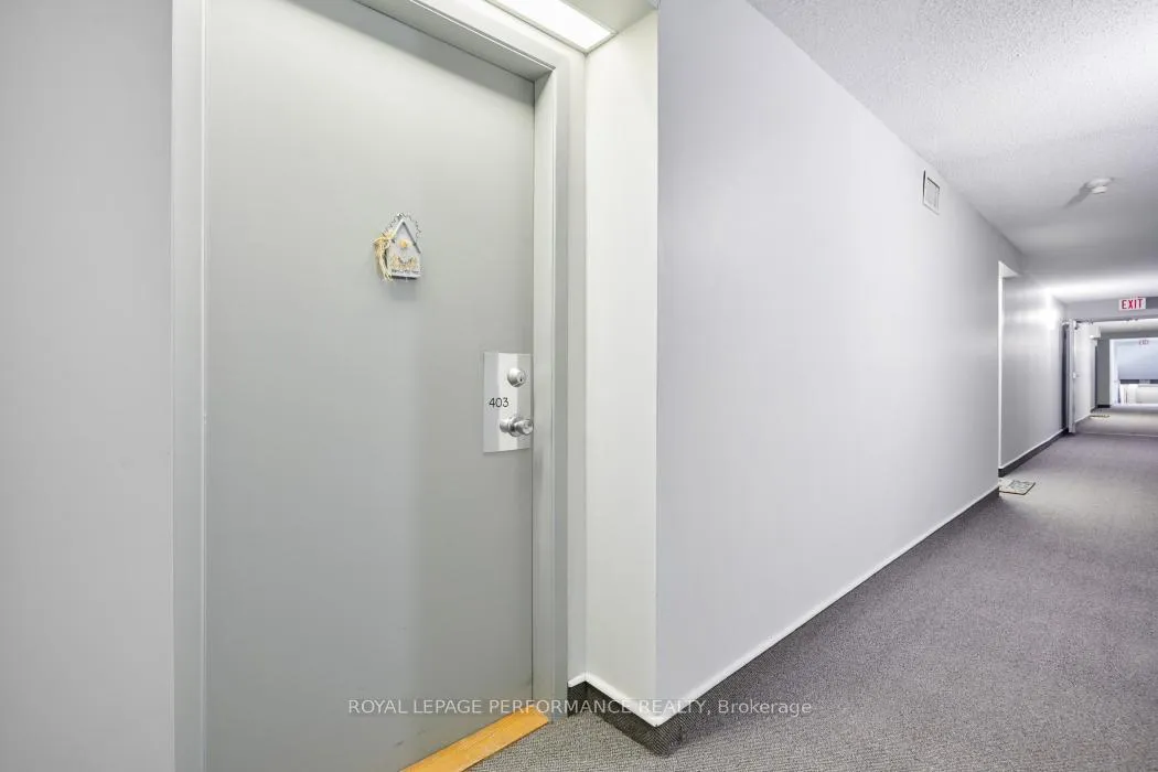 Photo 5 of Unit 403, 345 Centrum Boulevard W, Ottawa, Bilberry Creek/Queenswood Heights — HOMEH