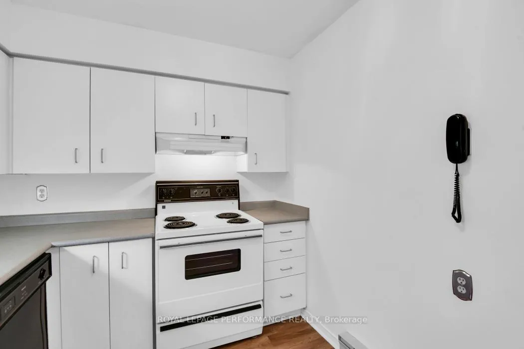 Photo 16 of Unit 403, 345 Centrum Boulevard W, Ottawa, Bilberry Creek/Queenswood Heights — HOMEH
