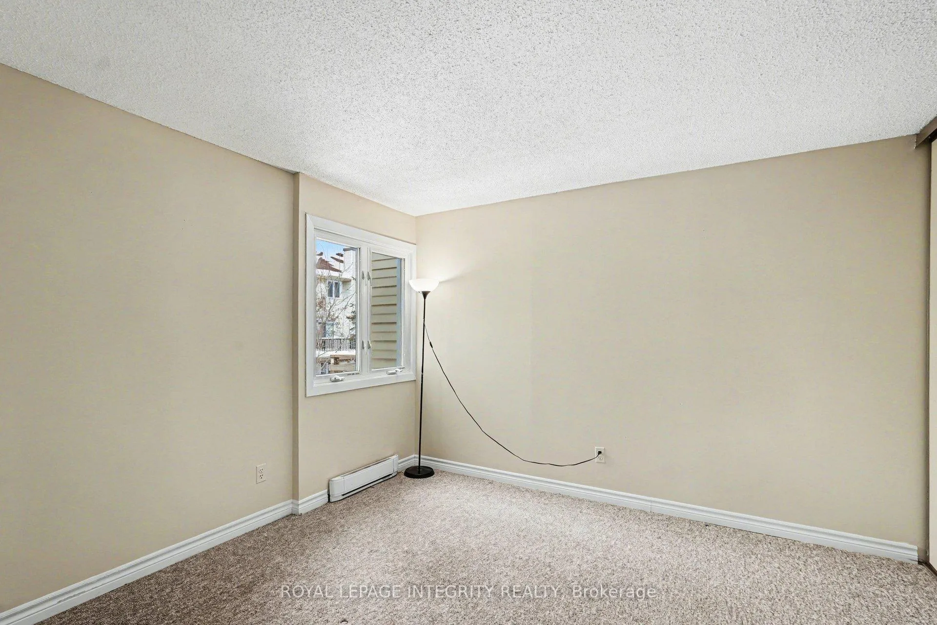 Photo 14 of Unit 49, 128 Rushford Private, Ottawa, Hunt Club Park/Greenboro — HOMEH