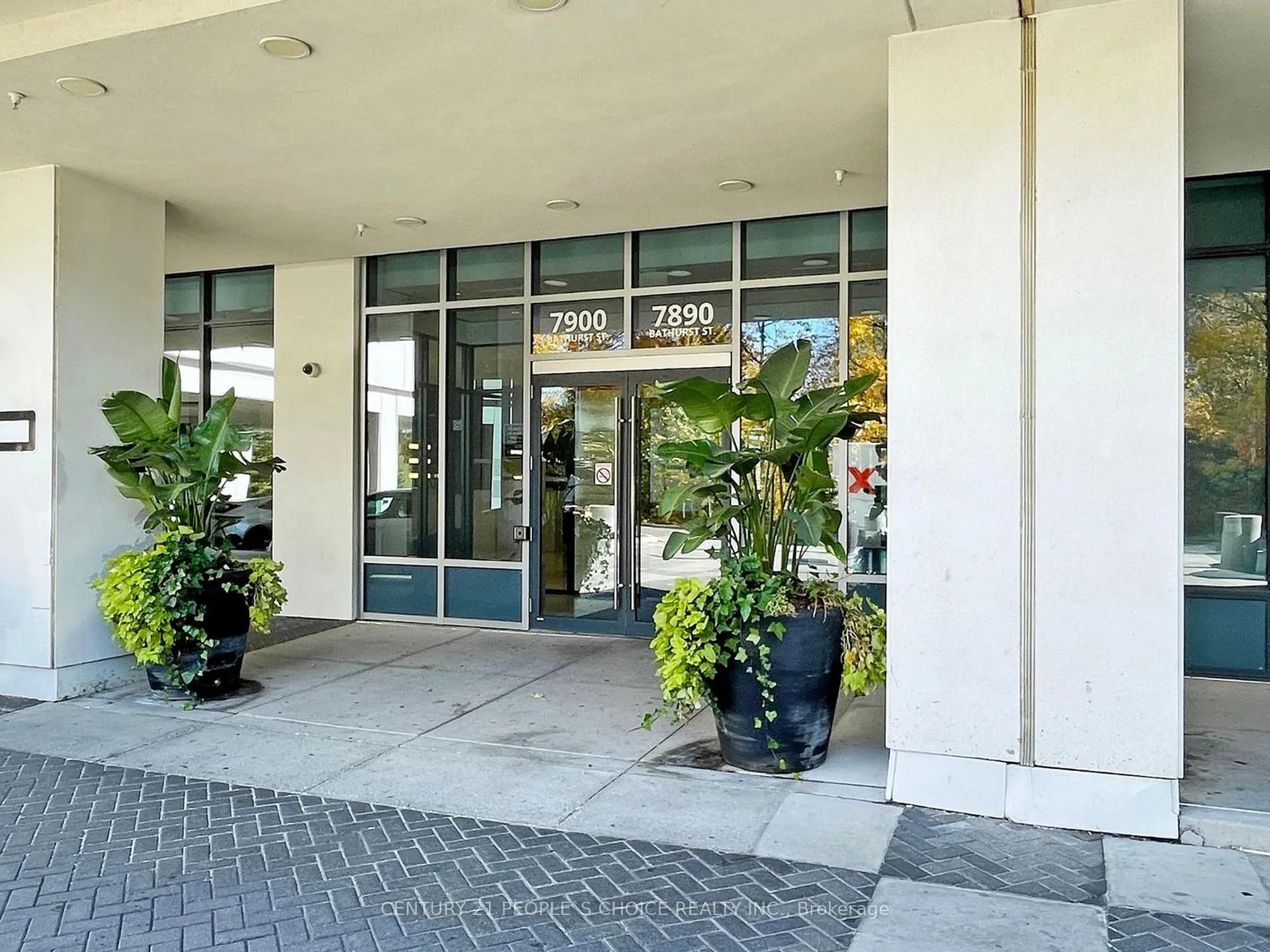 Front of Unit 1404, 7890 Bathurst Street