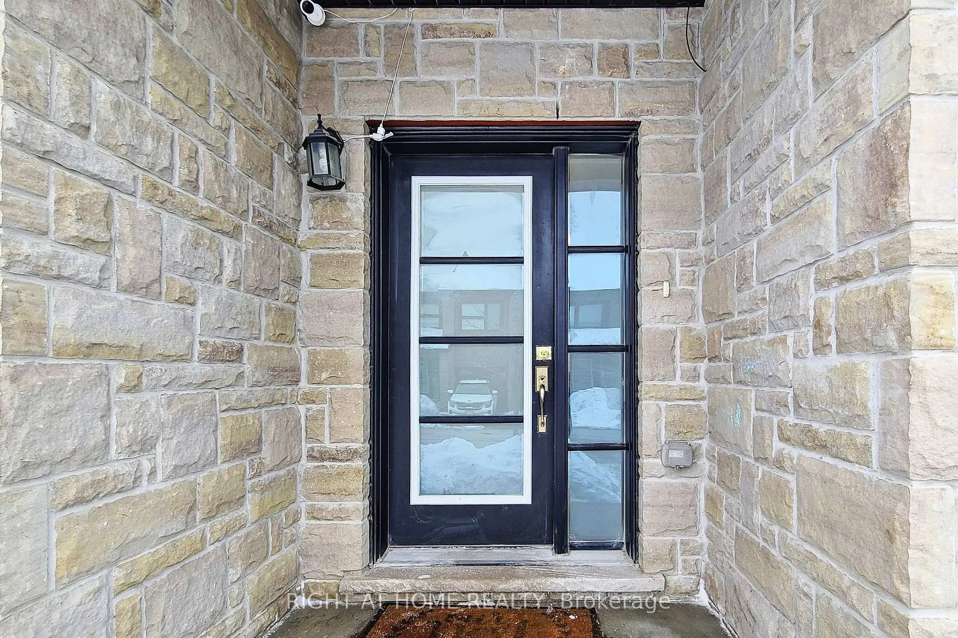 Photo 2 of Unit 13, 91 poppy Drive E, Guelph, Pineridge/Westminster Woods — HOMEH