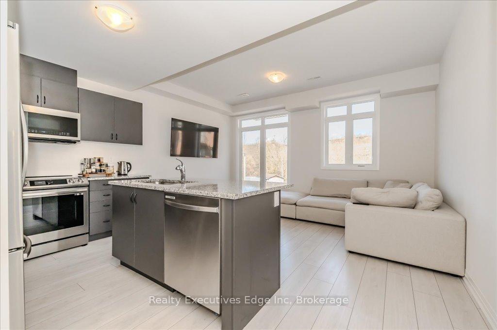 Photo 33 of Unit 6, 2 Willow Street, Brant, Paris — HOMEH
