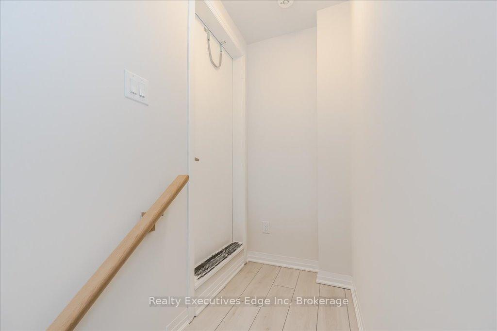 Photo 75 of Unit 6, 2 Willow Street, Brant, Paris — HOMEH