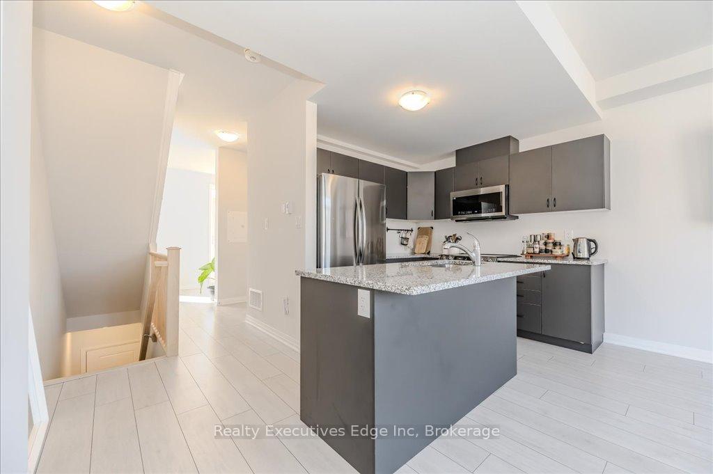 Photo 10 of Unit 6, 2 Willow Street, Brant, Paris — HOMEH
