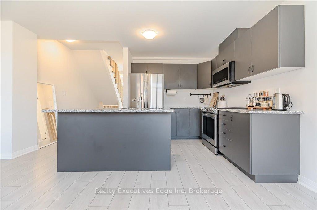 Photo 11 of Unit 6, 2 Willow Street, Brant, Paris — HOMEH
