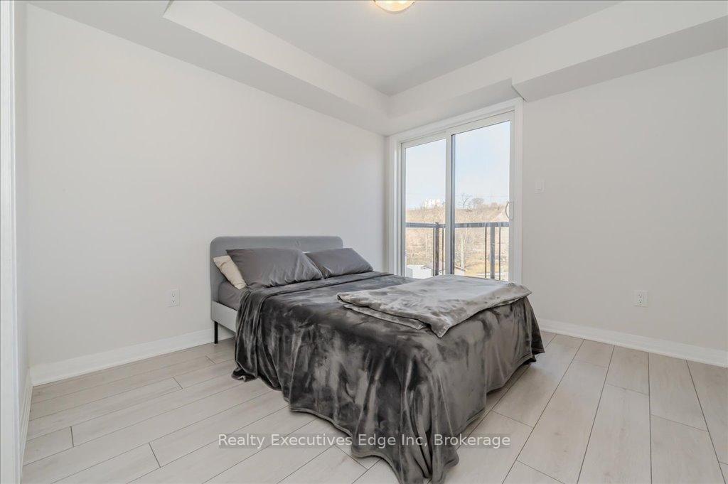 Photo 44 of Unit 6, 2 Willow Street, Brant, Paris — HOMEH