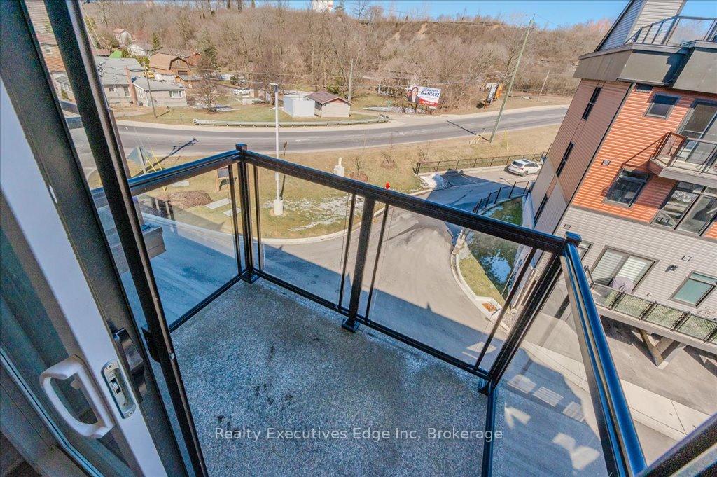 Photo 47 of Unit 6, 2 Willow Street, Brant, Paris — HOMEH