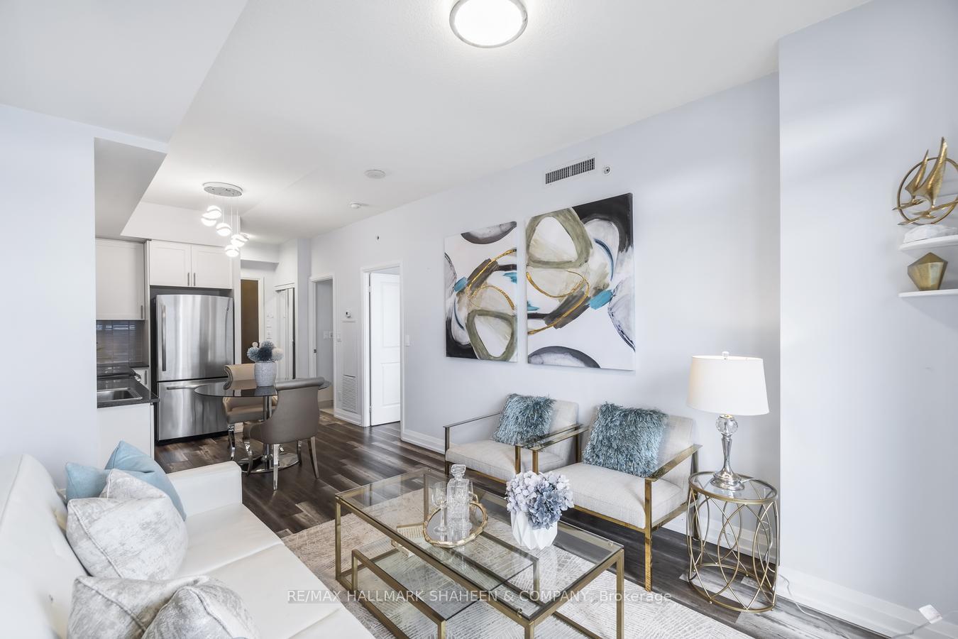 Photo 4 of Unit 437, 7171 Yonge Street, Markham, Thornhill — HOMEH