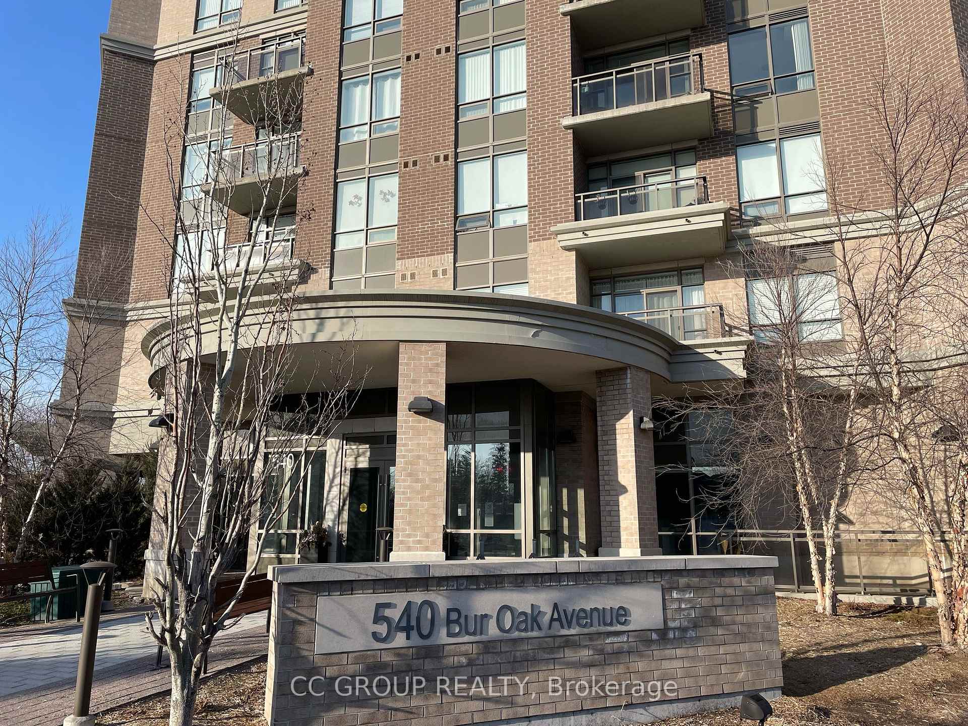 Front of Unit 517, 540 Bur Oak Avenue