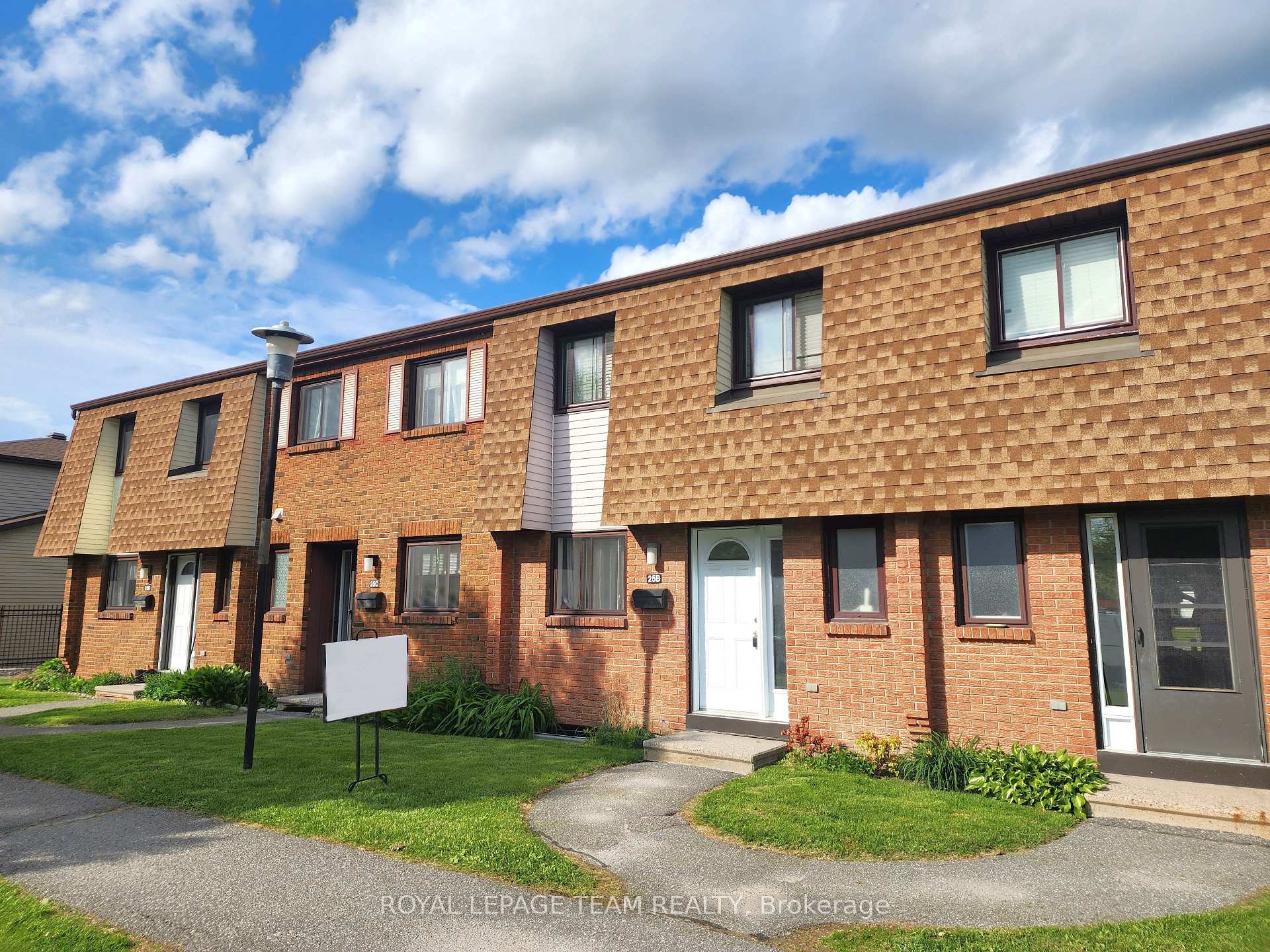 Photo 2 of Unit B, 25 Bertona Street, Ottawa, Craig Henry/Woodvale — HOMEH