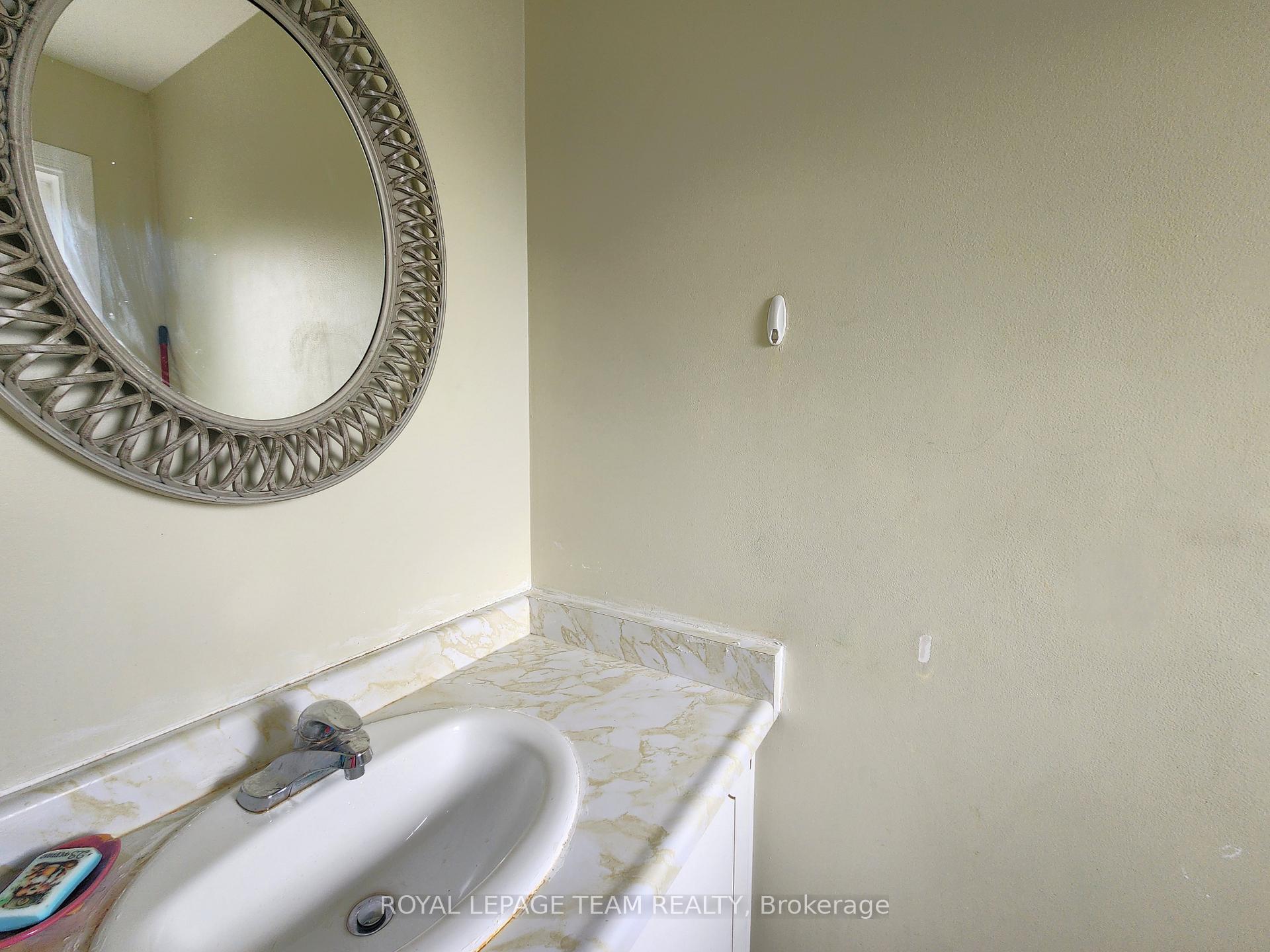 Photo 4 of Unit B, 25 Bertona Street, Ottawa, Craig Henry/Woodvale — HOMEH