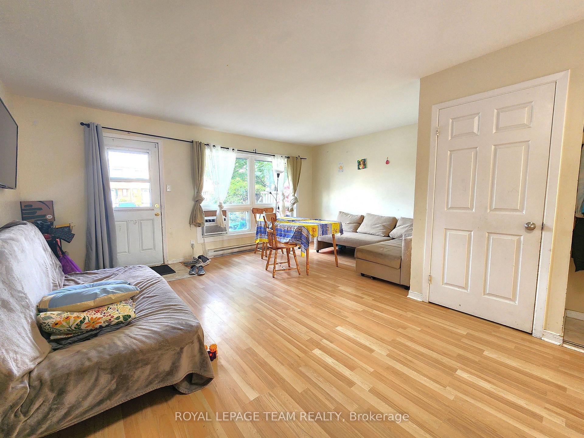Photo 5 of Unit B, 25 Bertona Street, Ottawa, Craig Henry/Woodvale — HOMEH