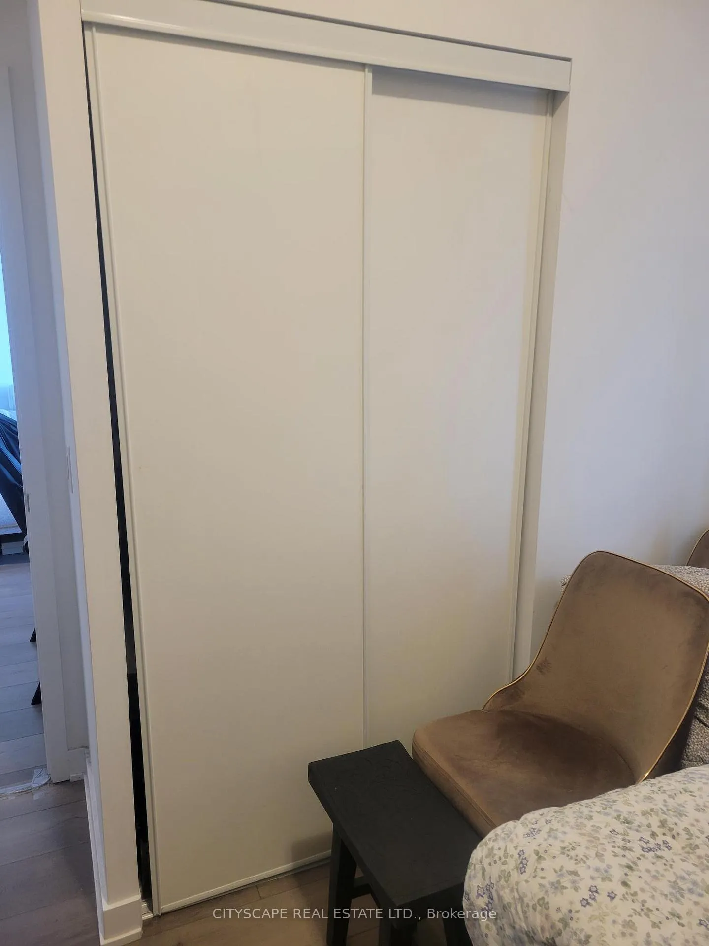 Photo 9 of Unit 511, 38 Honeycrisp Crescent, Vaughan, Vaughan Corporate Centre — HOMEH